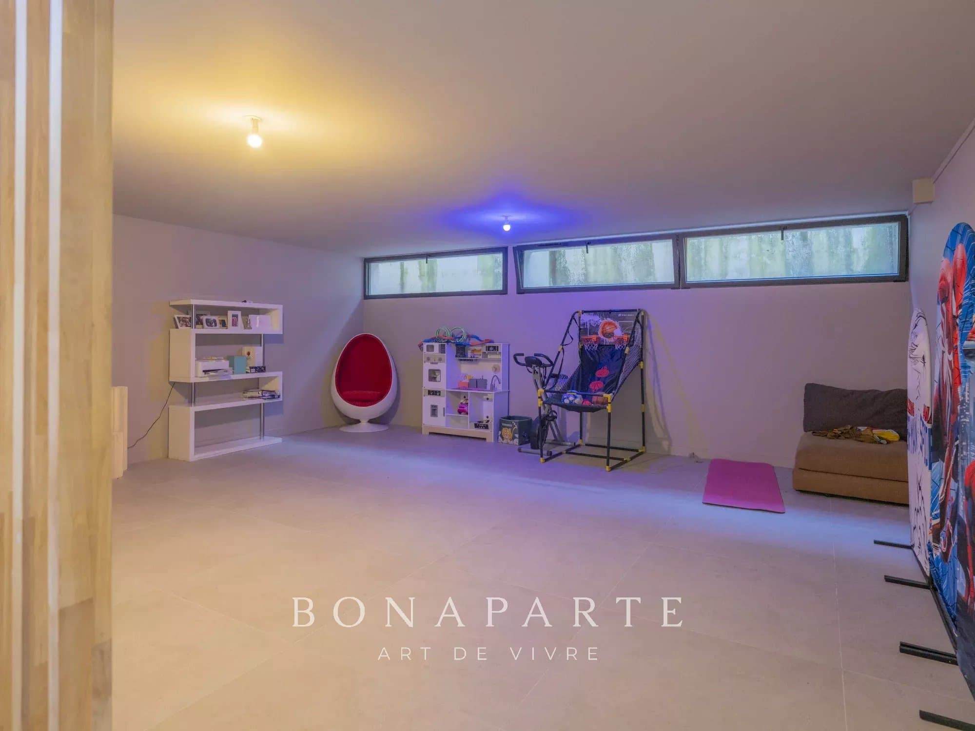 DOMMARTIN - CENTRE VILLAGE - MAISON CONTEMPORAINE AVEC PISCINE - Photo 18