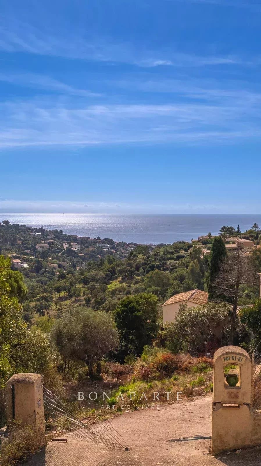 LES ISSAMBRES - TERRAIN DE 1920 M² VIABILISE – VUE MER - Photo 7