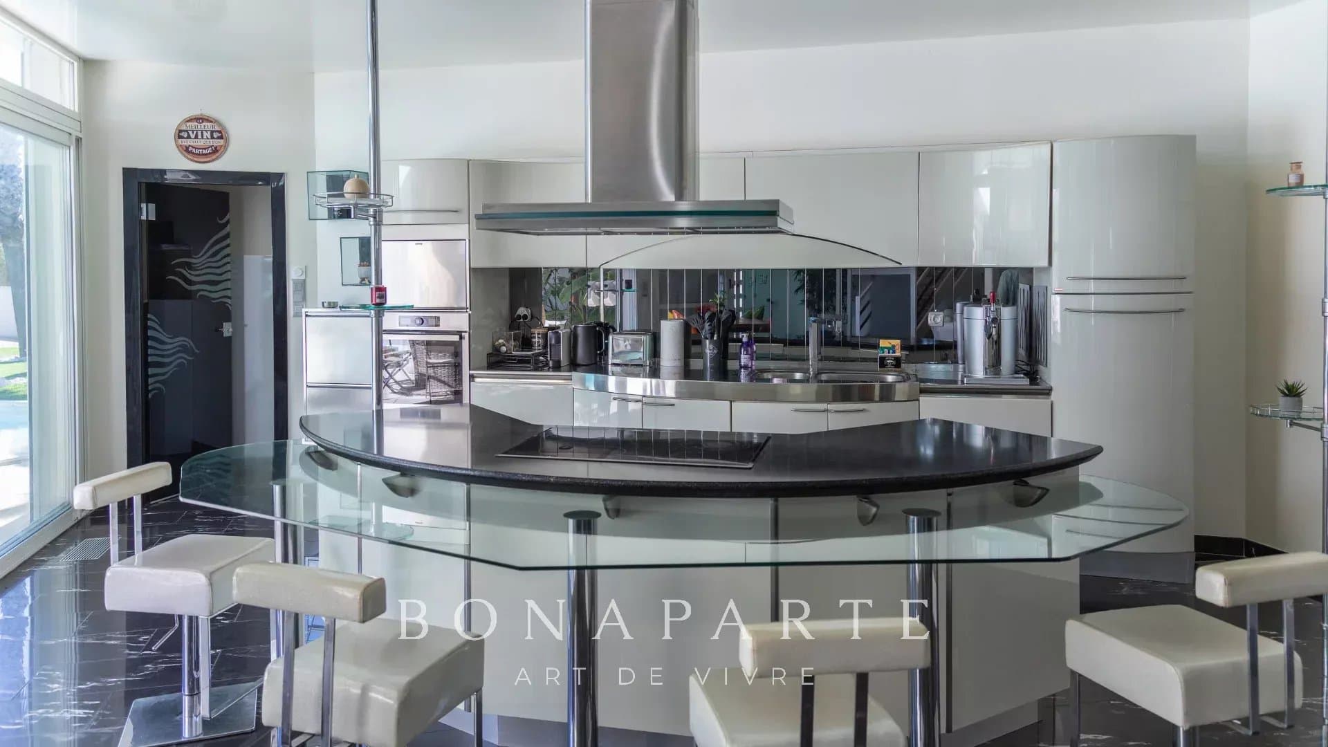 Villa contemporaine d’exception à quelques pas de la mer – Élégance, volumes et art de vivre méditerranéen - Photo 7