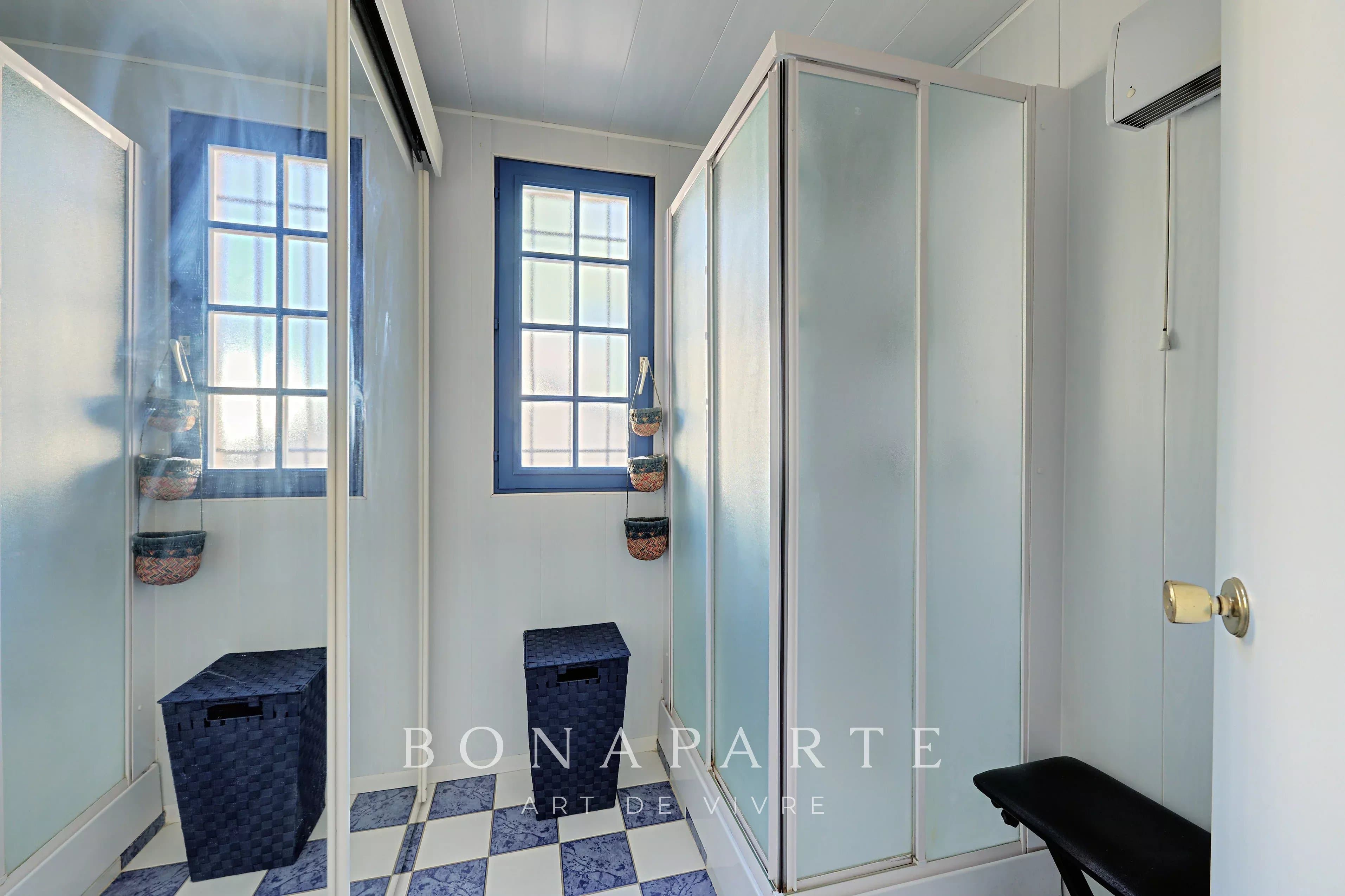LES CLAYES-SOUS-BOIS - MAISON FAMILIALE - 8 PIECES - Photo 10