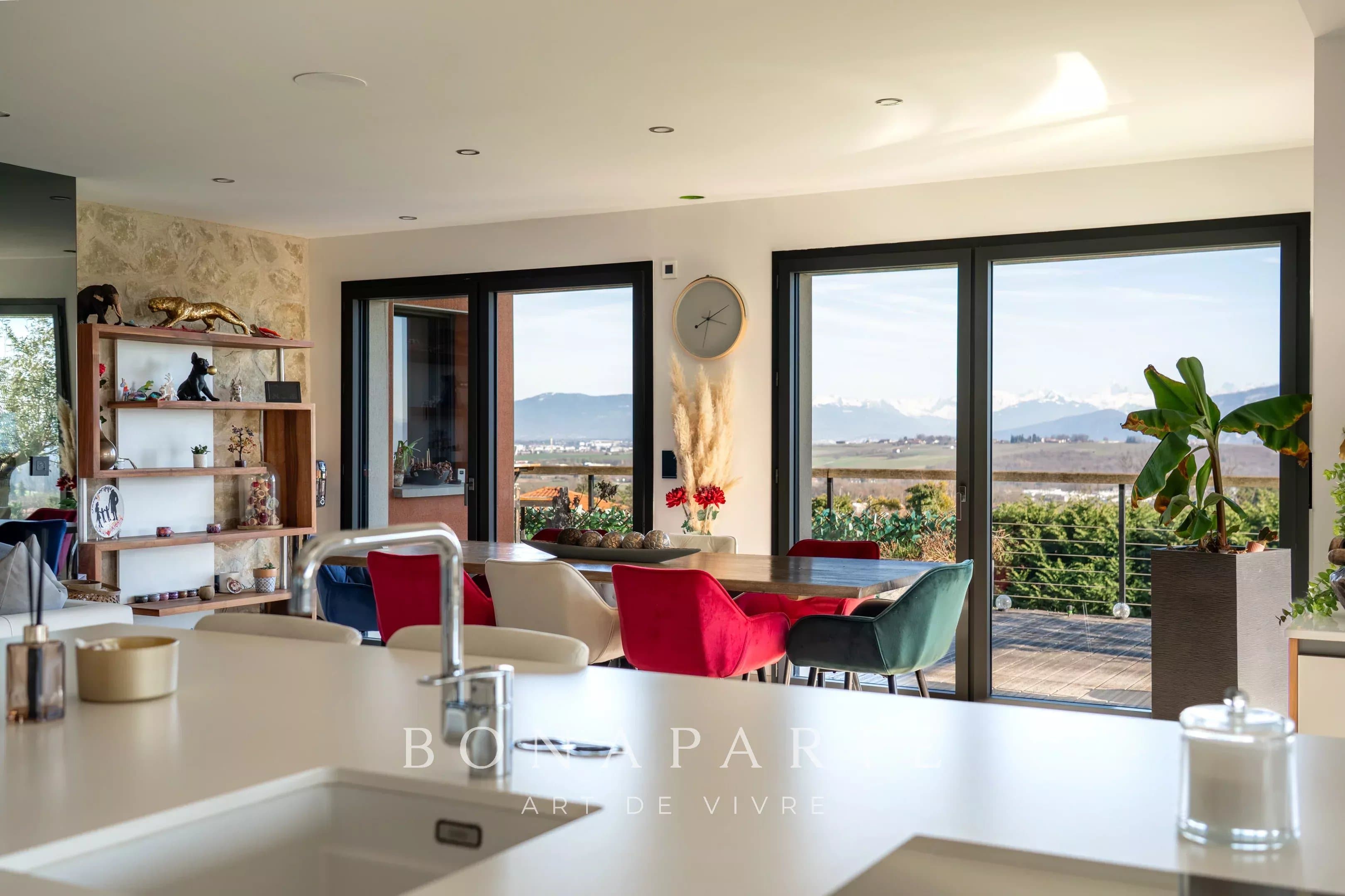 THOIRY - PROPRIETE CONTEMPORAINE - VUE SUR LES ALPES - Photo 6