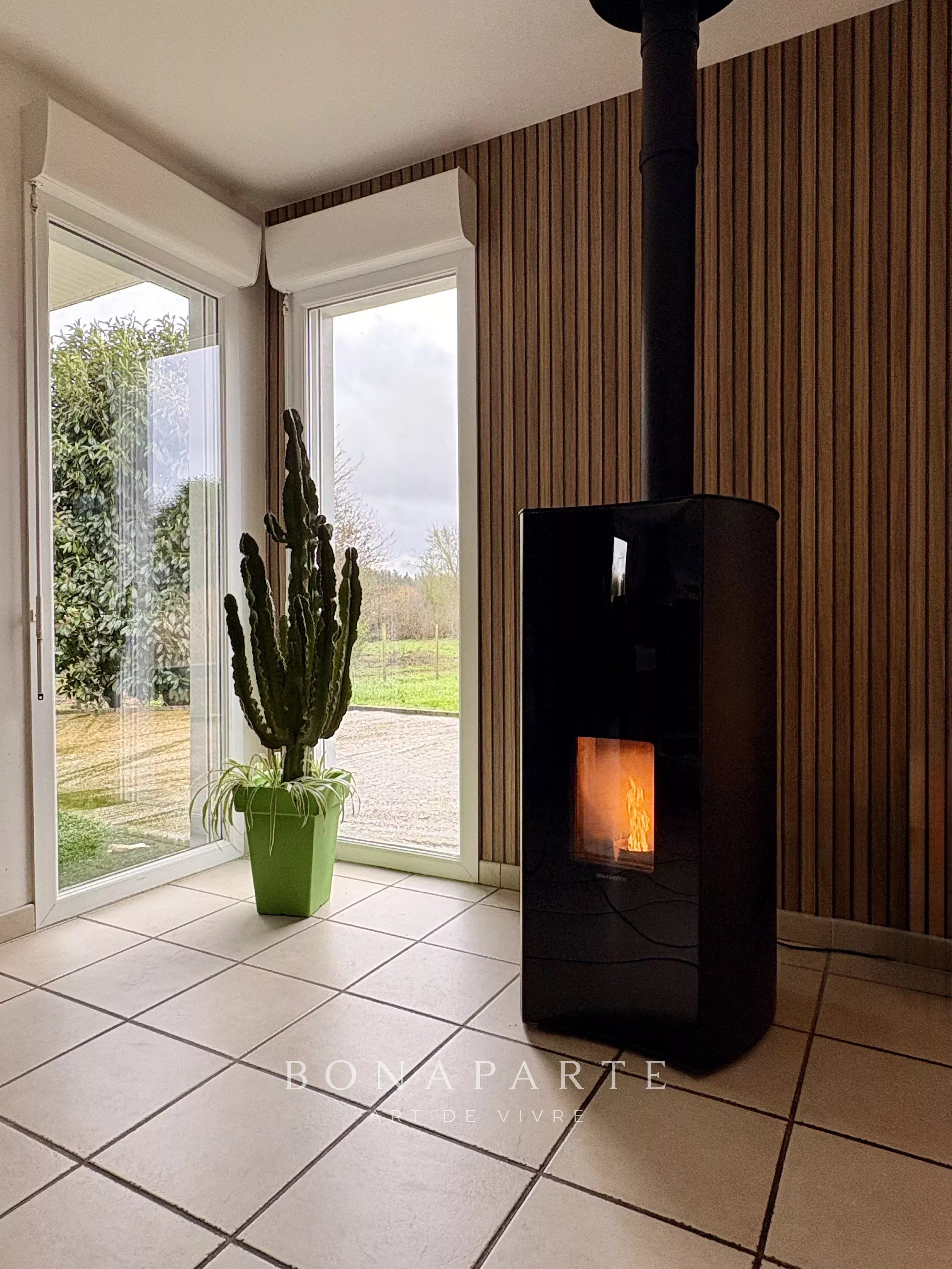 BRISSARTHE - MAISON FAMILIALE DE PLAIN PIED DANS UN ENVIRONNEMENT VERDOYANT - Photo 7