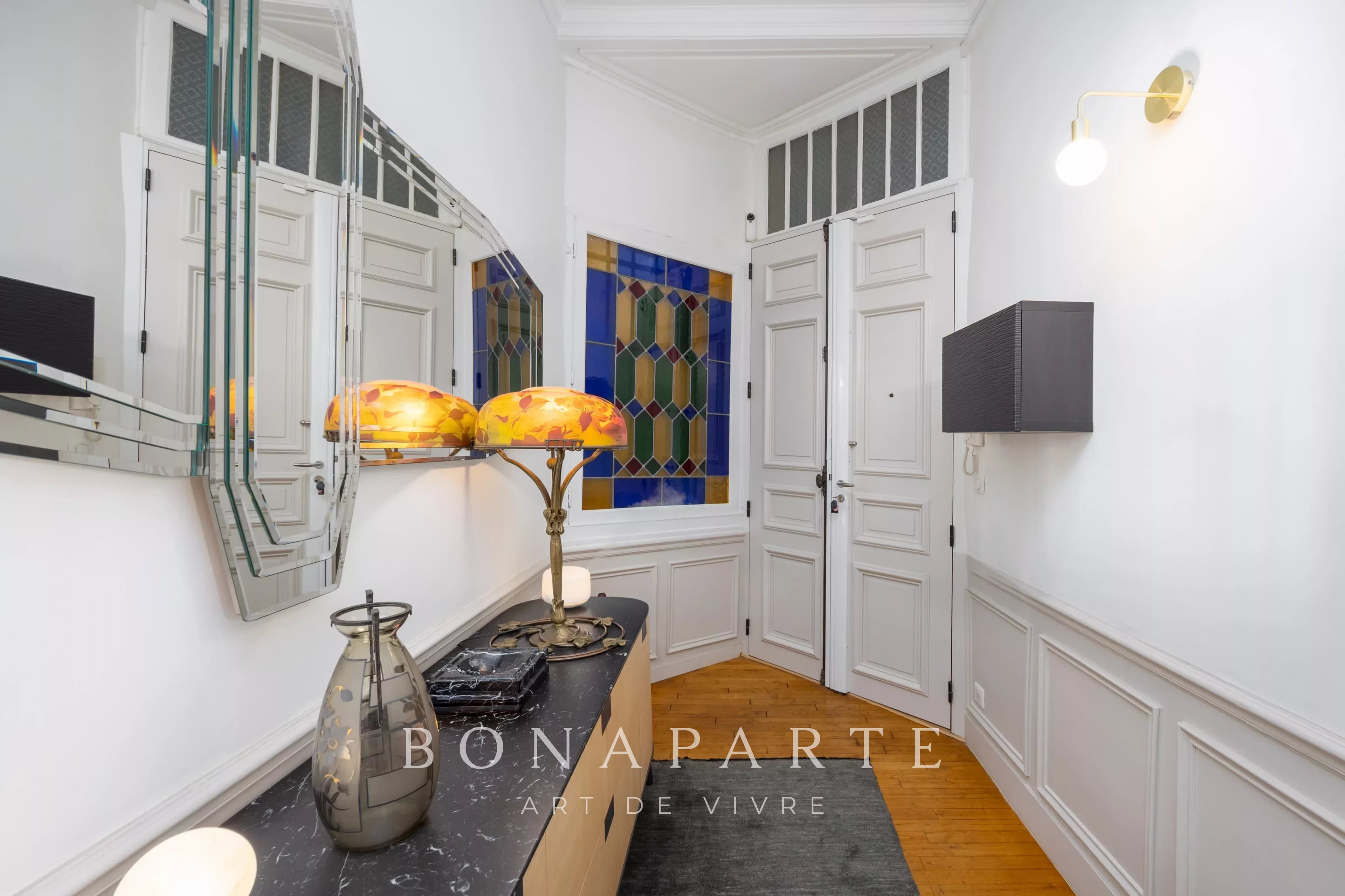 HYPER CENTRE - APPARTEMENT DE STANDING ENTIEREMENT RENOVE - Photo 9