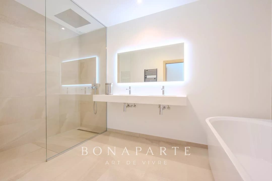 EXCLUSIVITE : Magnifique "villa appartement" en duplex avec magnifique vue mer - Photo 17