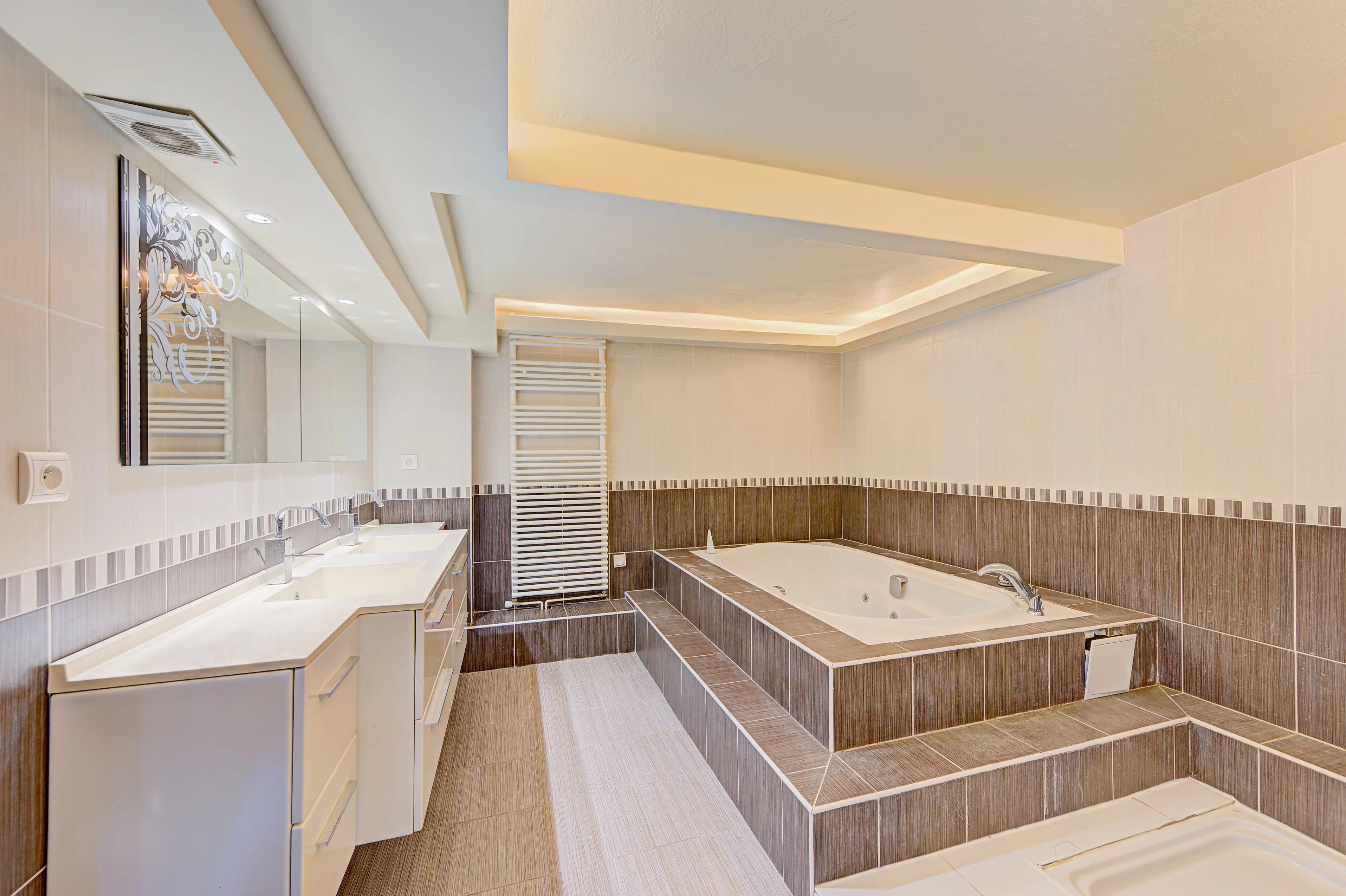 COLOMBES gare - Loft de 205 m² | Terrasse privative | Double parking - Photo 15