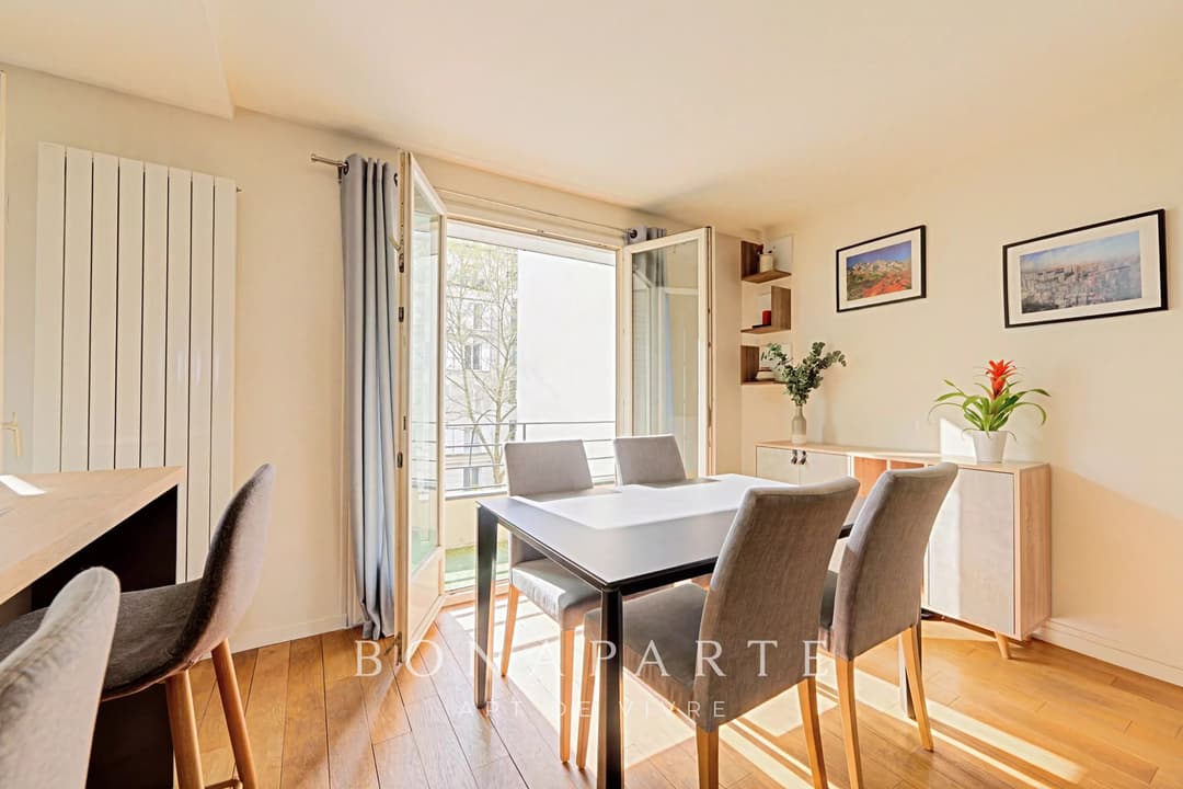 Trois pièces traversant avec balcons - Photo 4