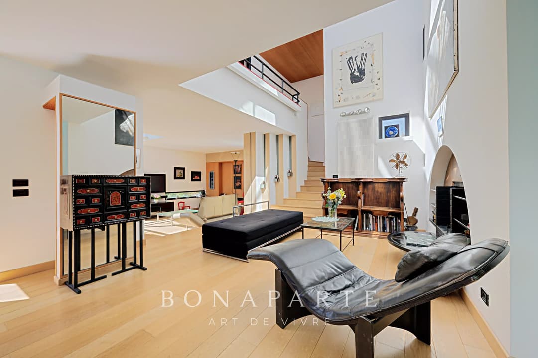 Maison d’architecte – 316 m² habitables – Dépendance indépendante – Piscine intérieure – Sous-sol total – Jardin paysagé de 800 m² - Photo 7