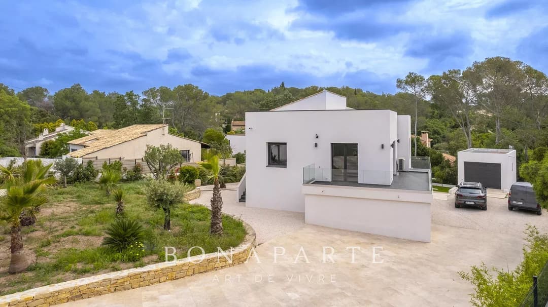 Villa contemporaine de 238m² avec studio, T2 indépendant, garage et piscine - Photo 4