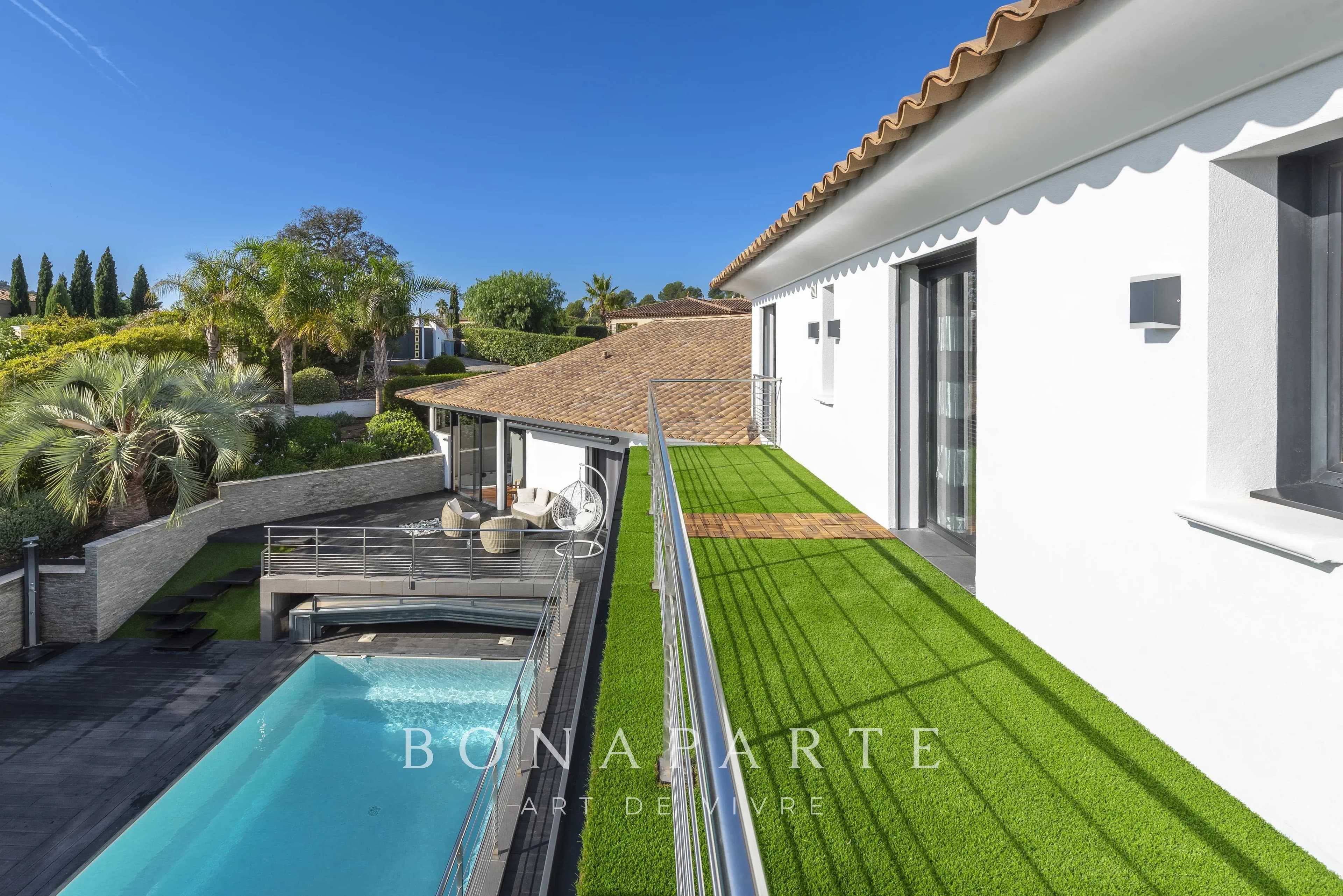 Saint-Raphaël - Superbe villa contemporaine aux prestations - Photo 6