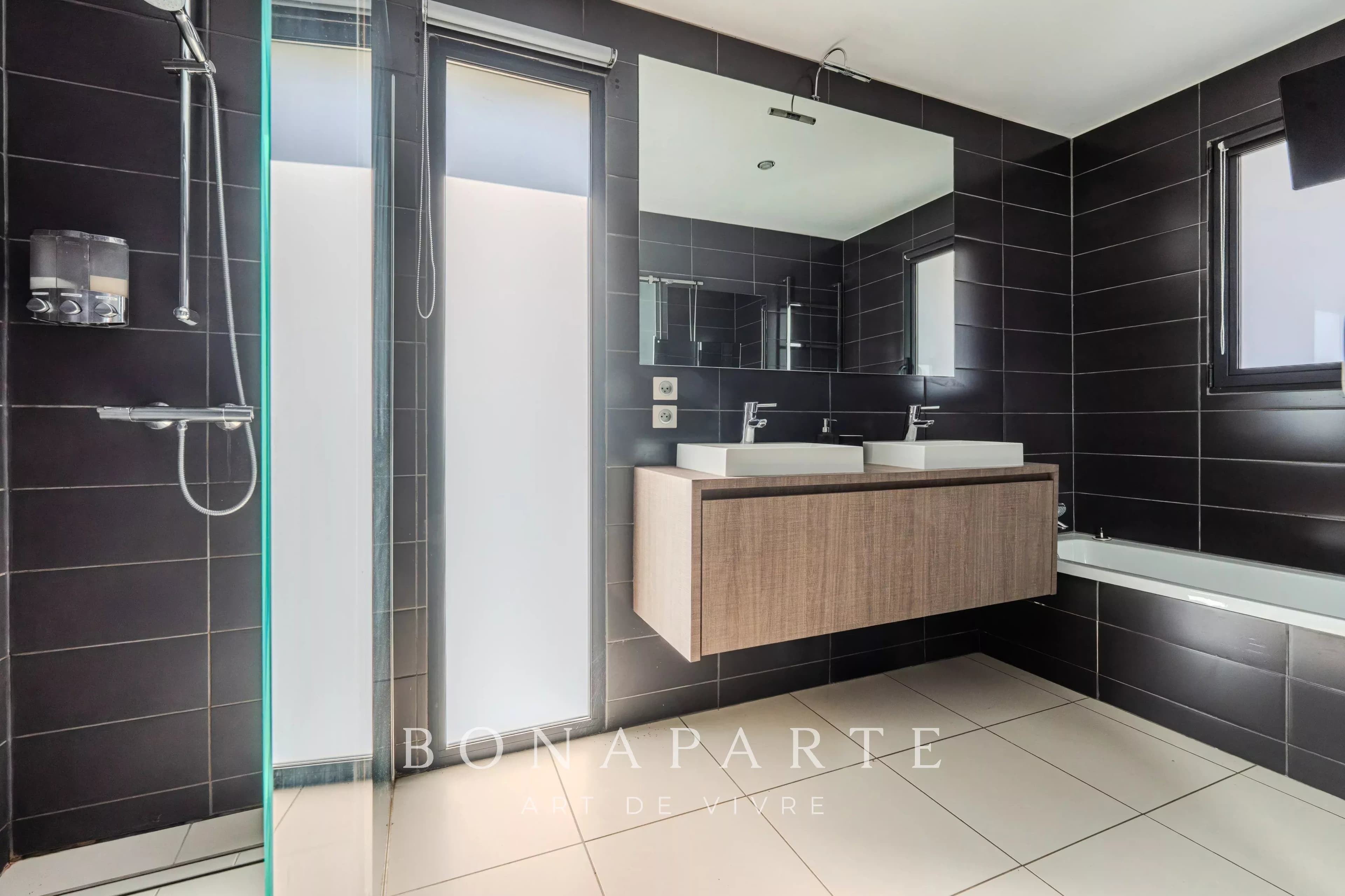 Villa contemporaine au Grau d’Agde – Calme absolu et art de vivre à quelques pas de la mer - Photo 15