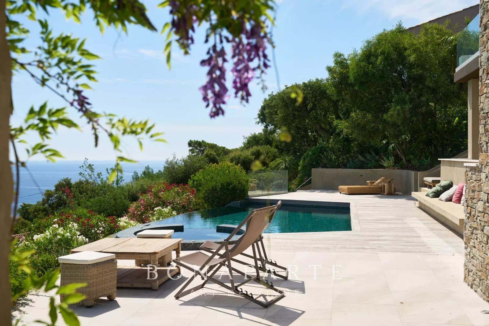 EXCLUSIVITE : Villa contemporaine – Vue mer panoramique exceptionnelle - Photo 18