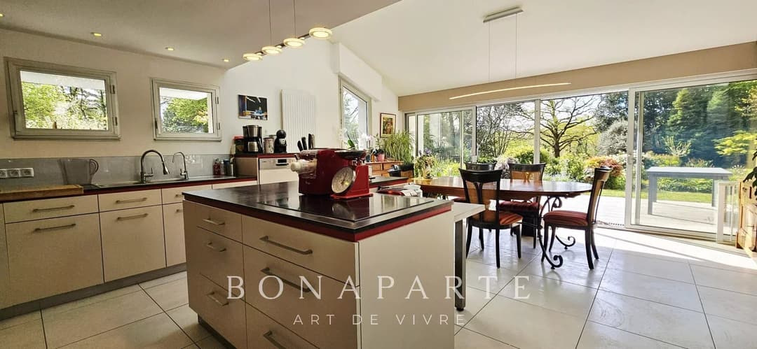 A 5MNS DU CENTRE VILLE DE GUERANDE - MAISON D'ARCHITECTE / 4 CHAMBRES - PISCINE - Photo 3