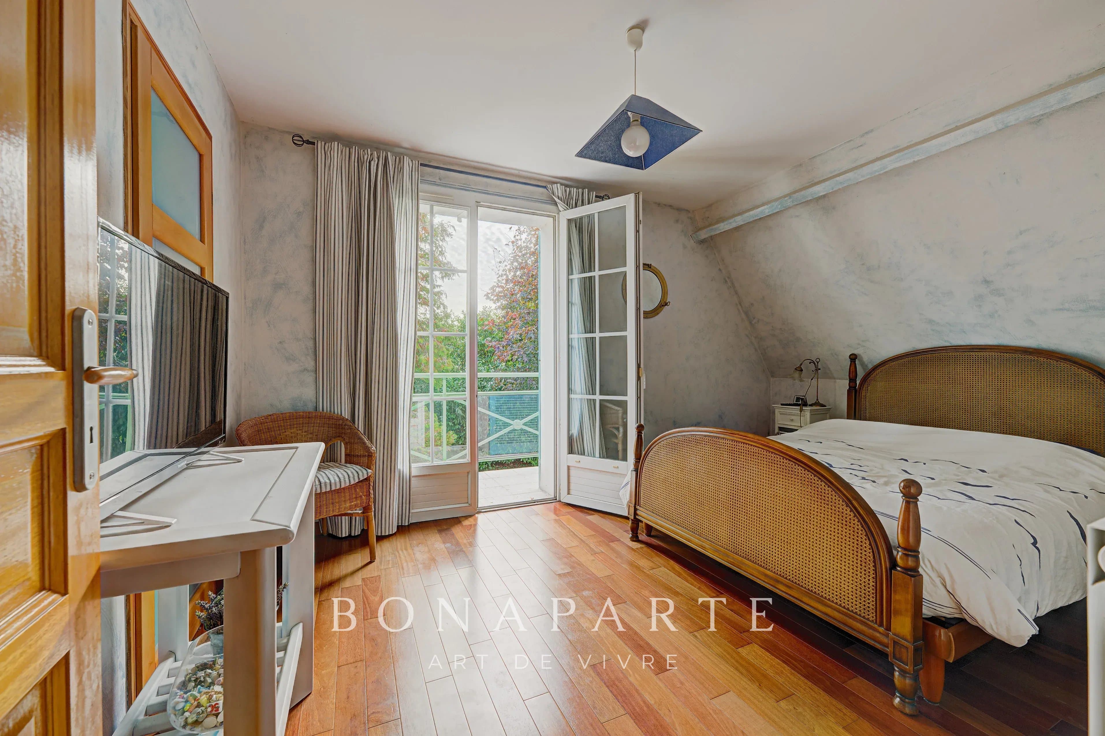 JOUARS-PONTCHARTRAIN – MAISON FAMILIALE – 191 M² HABITABLES – 222 M² AU SOL – 5 CHAMBRES - Photo 15