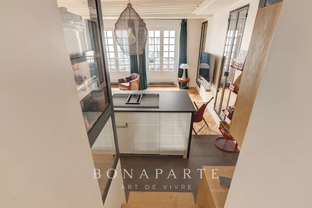 PARIS 3 - Deux pièces entiérement rénové - Photo 11