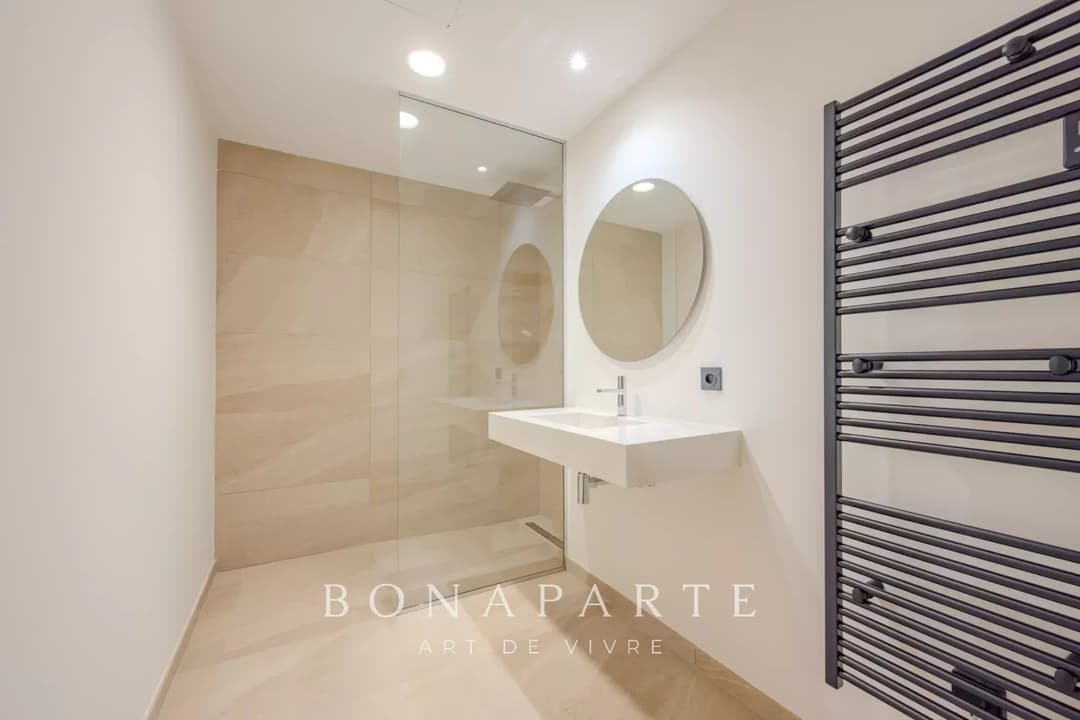 EXCLUSIVITE : Magnifique "villa appartement" en duplex avec tres belle vue mer - Photo 29