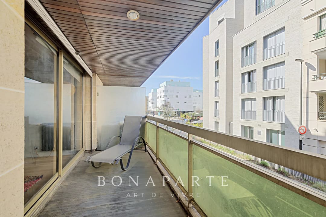 Appartement traversant avec deux terrasses - Photo 8
