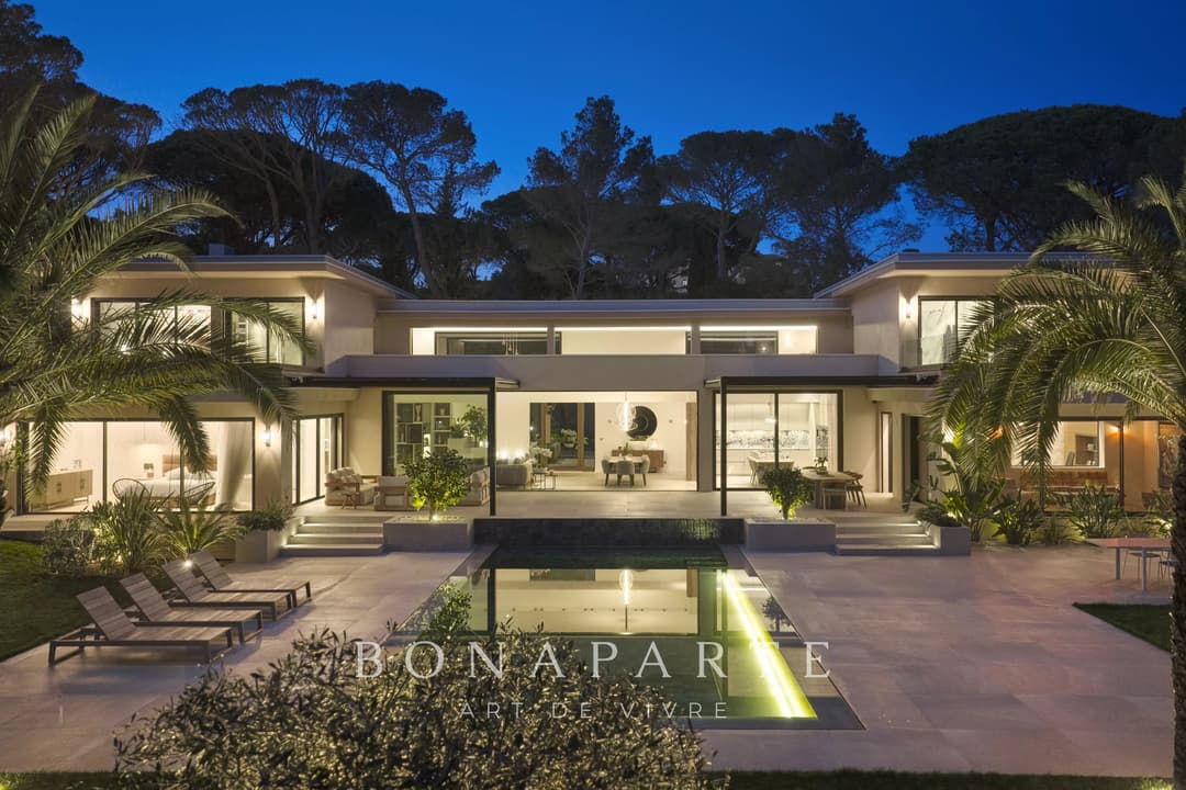 Villa contemporaine de prestige en domaine privé – Saint-Raphaël - Photo 2