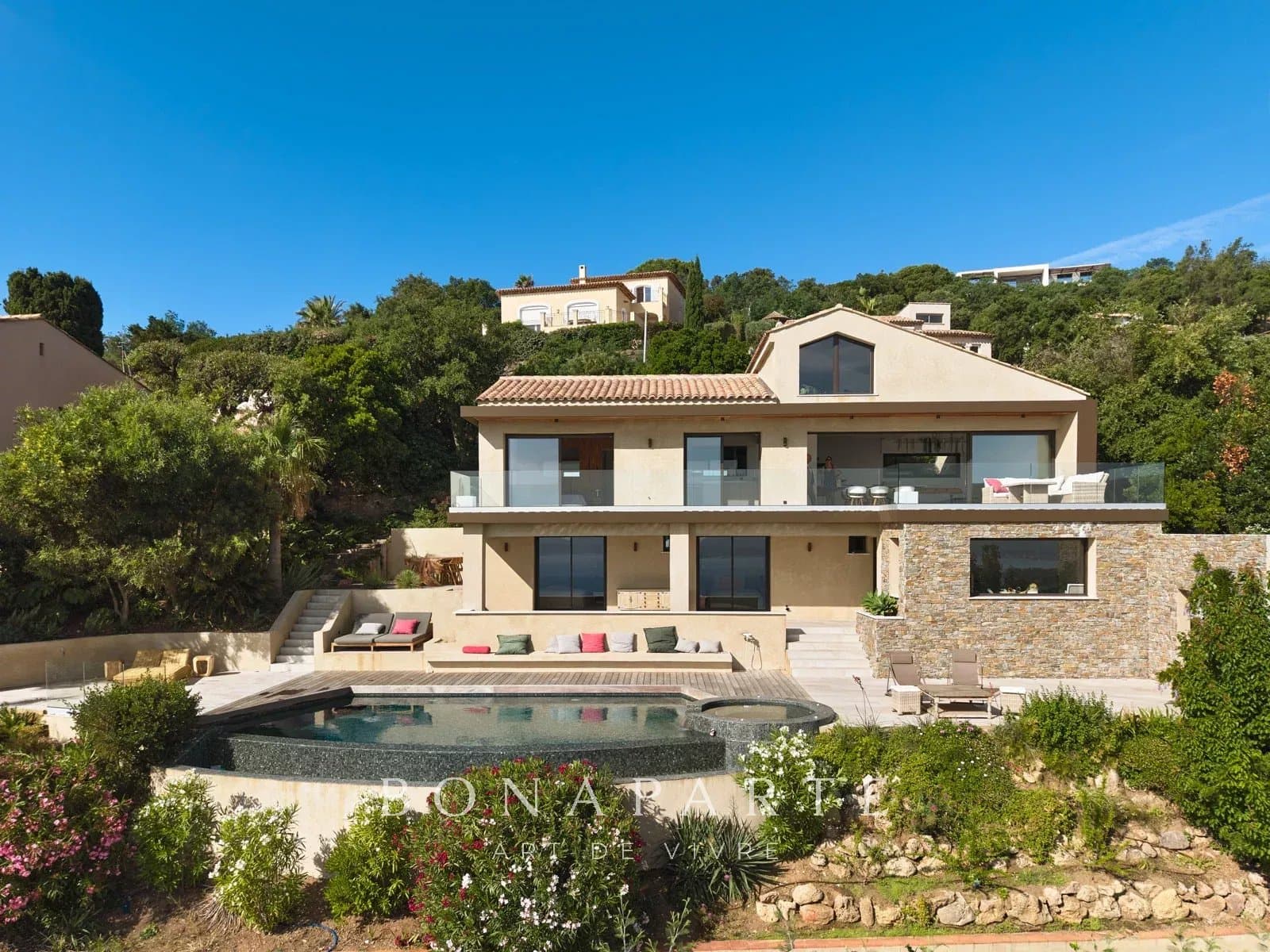 EXCLUSIVITE : Villa contemporaine – Vue mer panoramique exceptionnelle - Photo 20