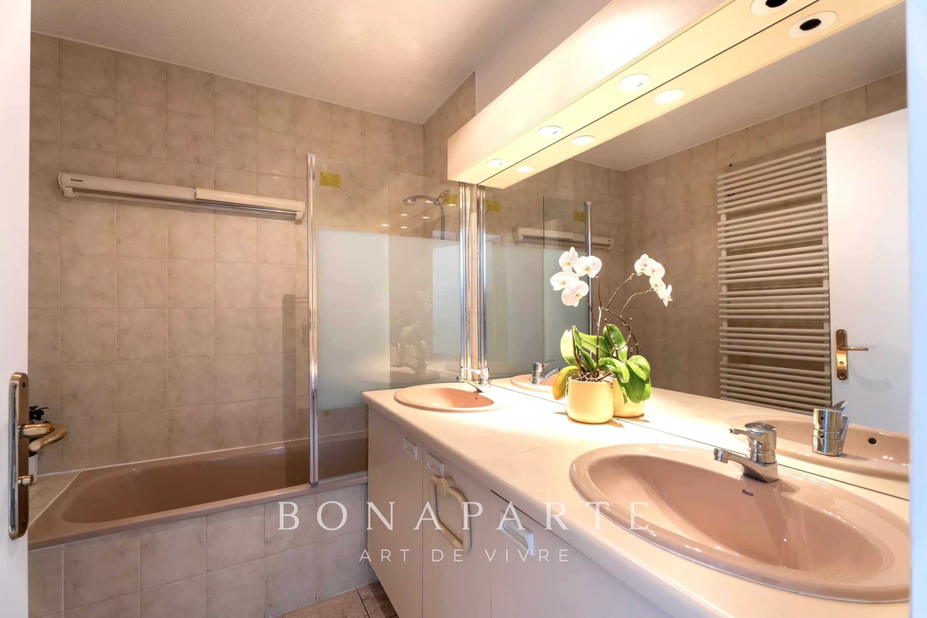 FERNEY-VOLTAIRE, APPARTEMENT T5, 4 TERRASSES, VUE - Photo 15