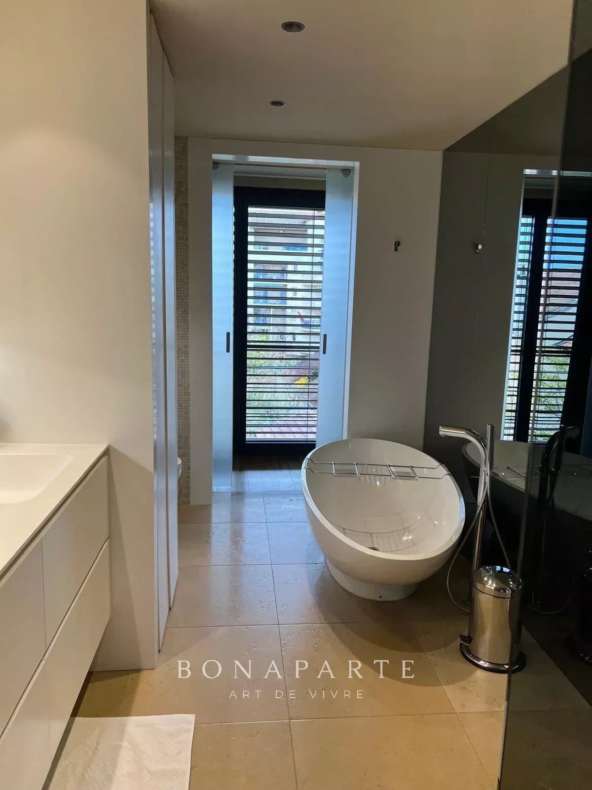 LYON - MONPLAISIR - APPARTEMENT - TERRASSE - PISCINE - Photo 10