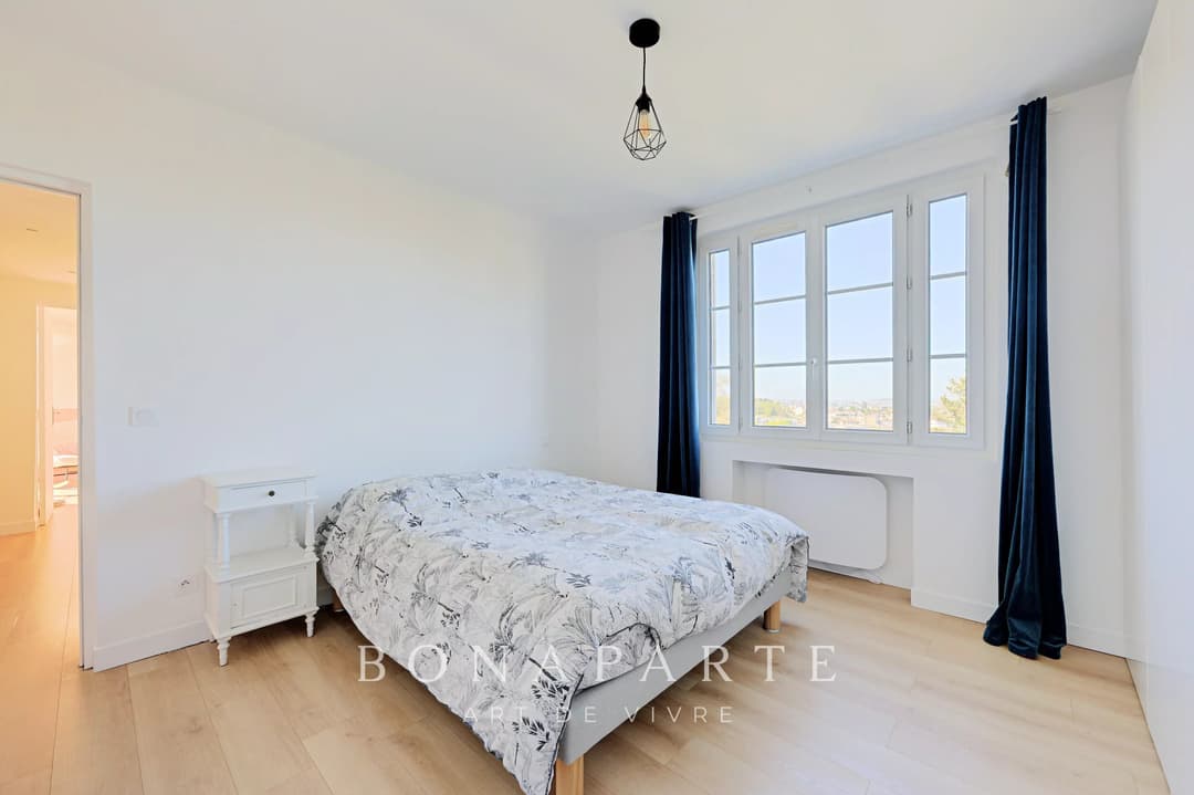 Maison familiale avec vue Tour Eiffel - Photo 13