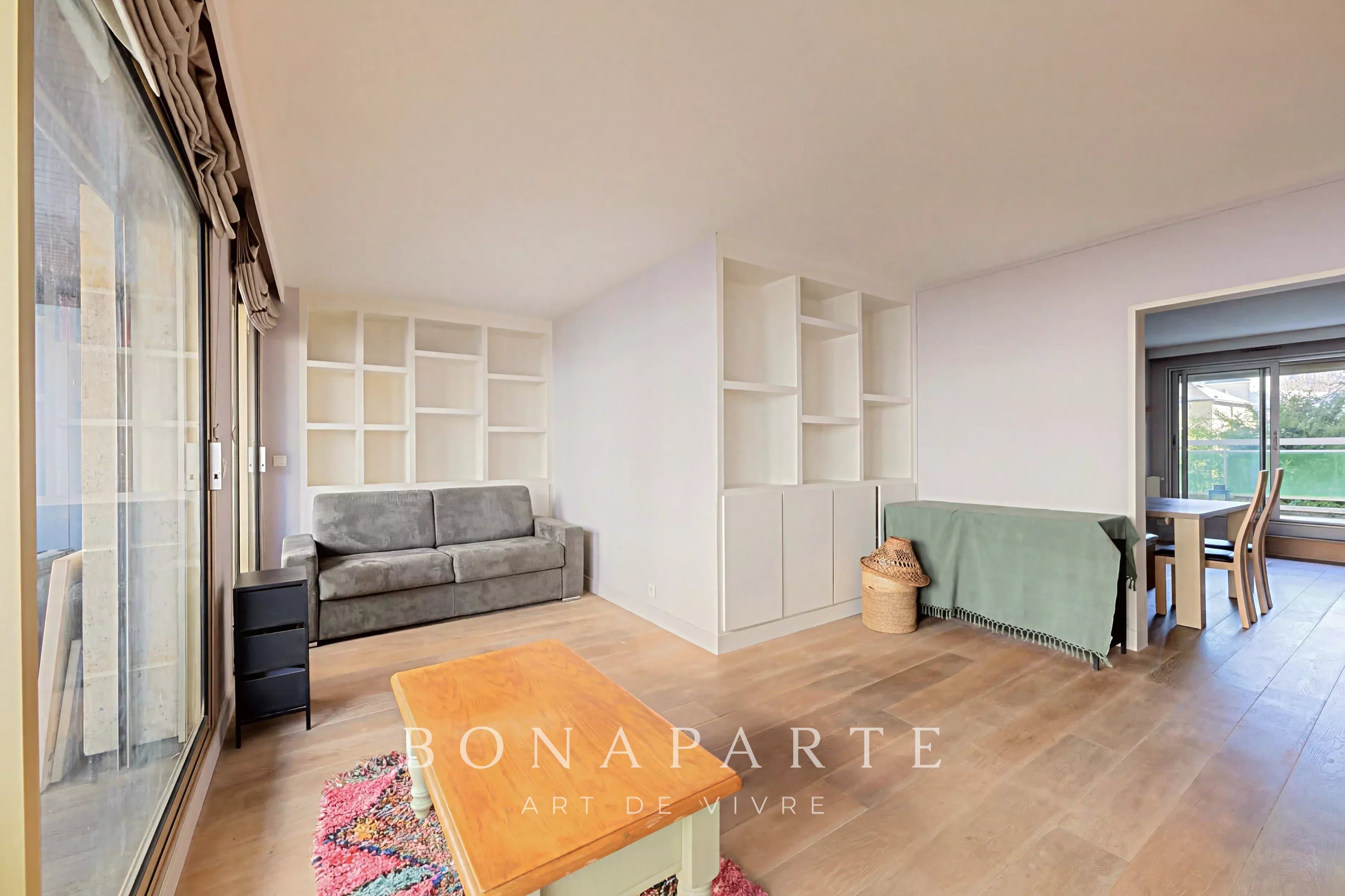 Appartement traversant avec deux terrasses - Photo 7