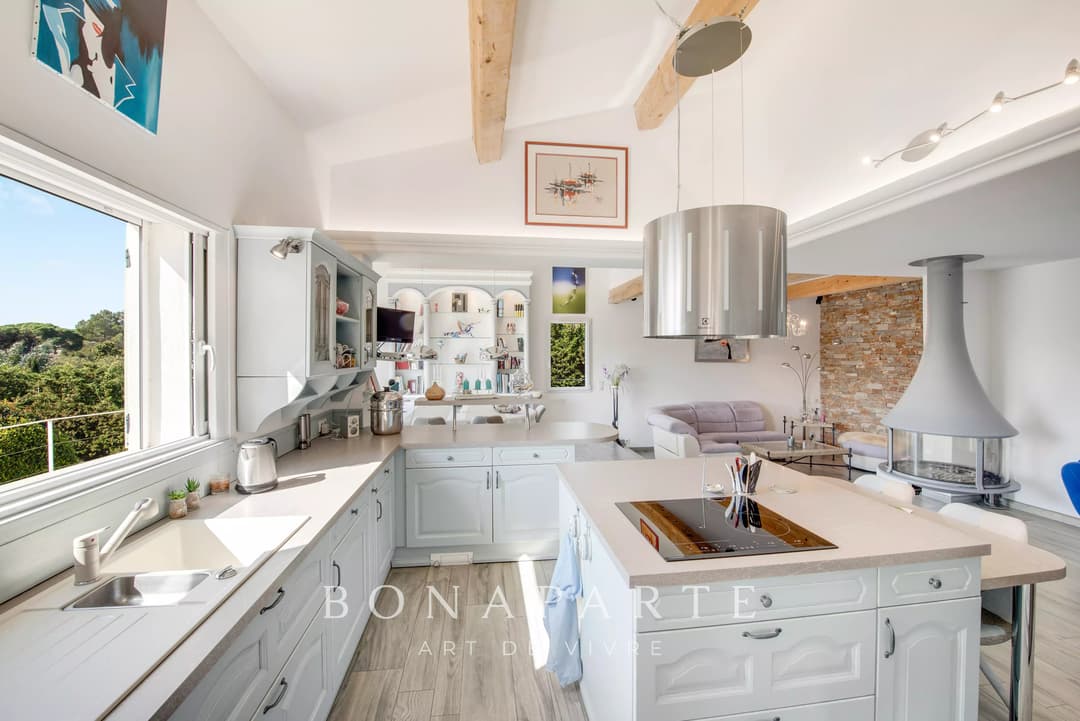 Saint-Raphaël - Superbe villa rénovée avec piscine - Photo 9