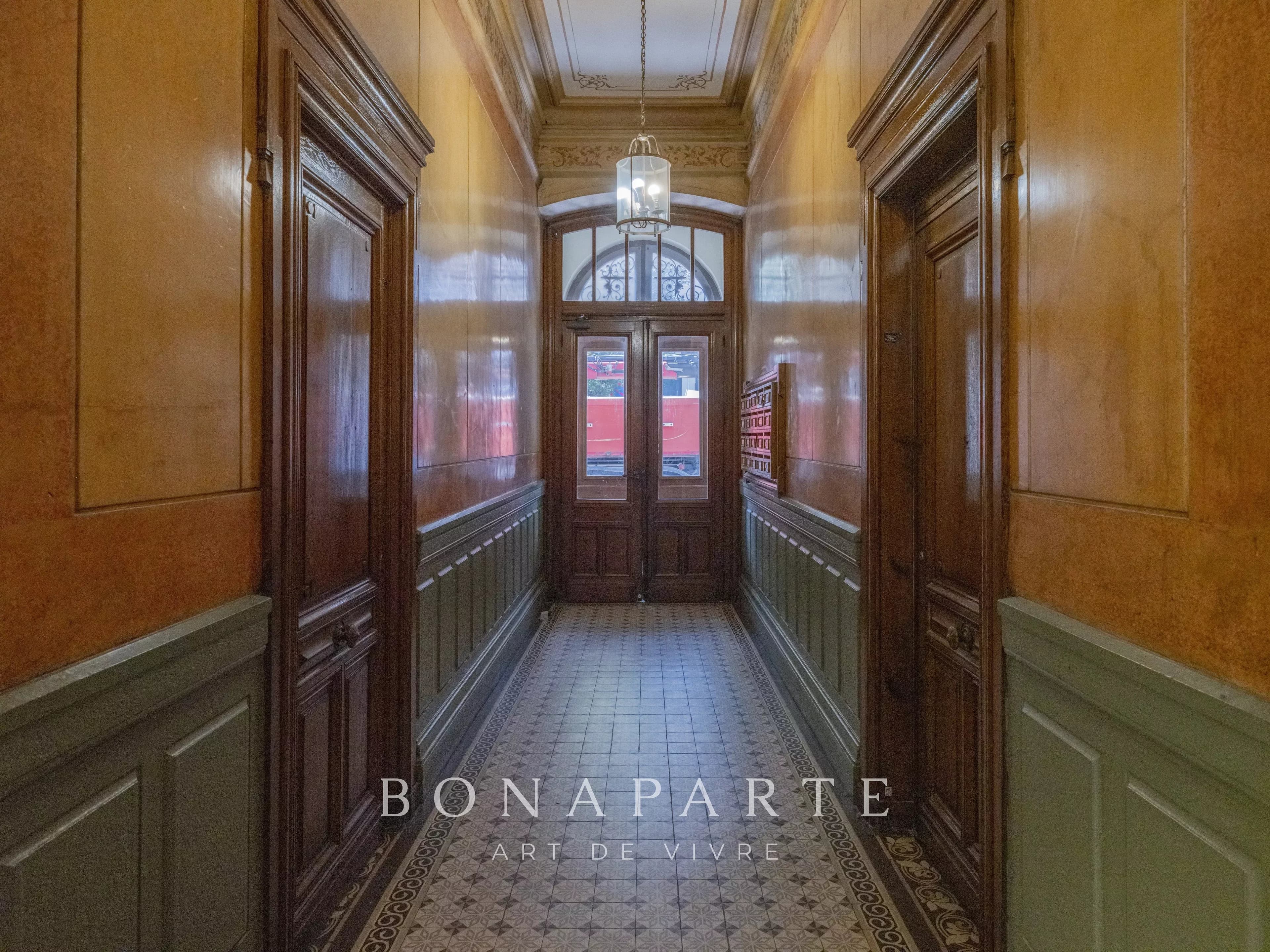 APPARTEMENT FAMILIAL DE CARACTERE - LYON 6 - 131m² - EXPOSITION SUD et EST - Photo 18