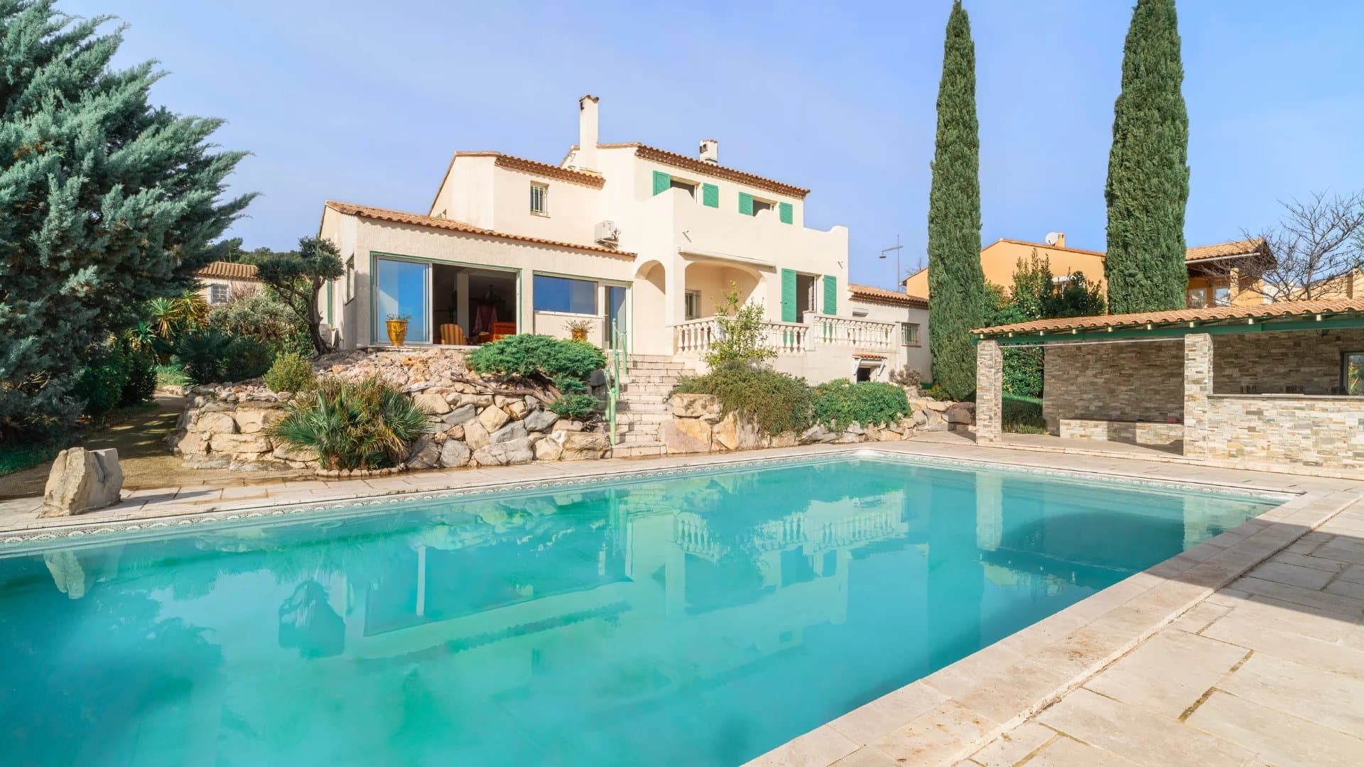 Villa avec piscine et vue golf à Juvignac – 190 m² aux portes de Montpellier - Photo 10