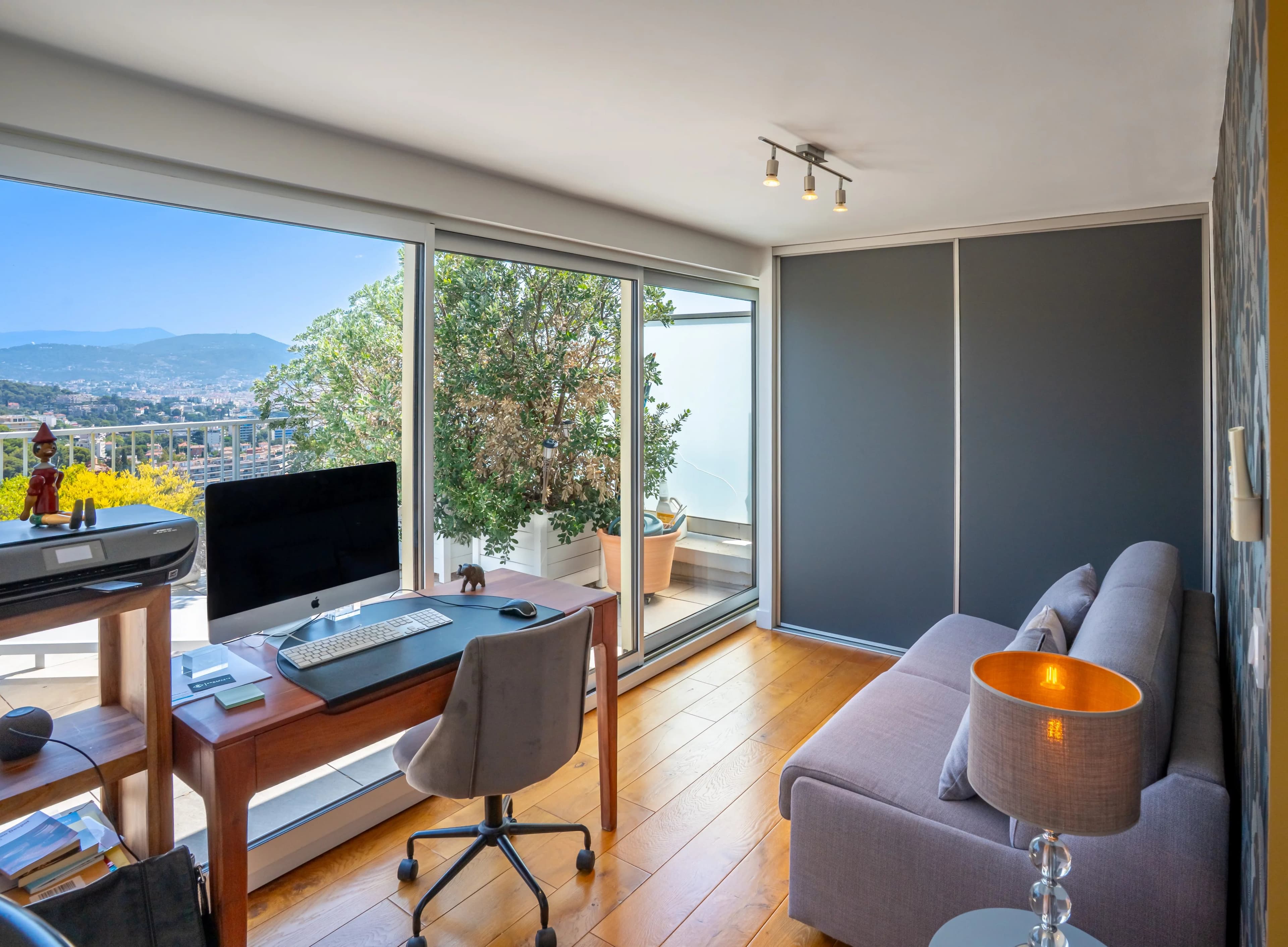 NICE – FABRON | DUPLEX EN DERNIER ÉTAGE – VUE MER PANORAMIQUE - Photo 10