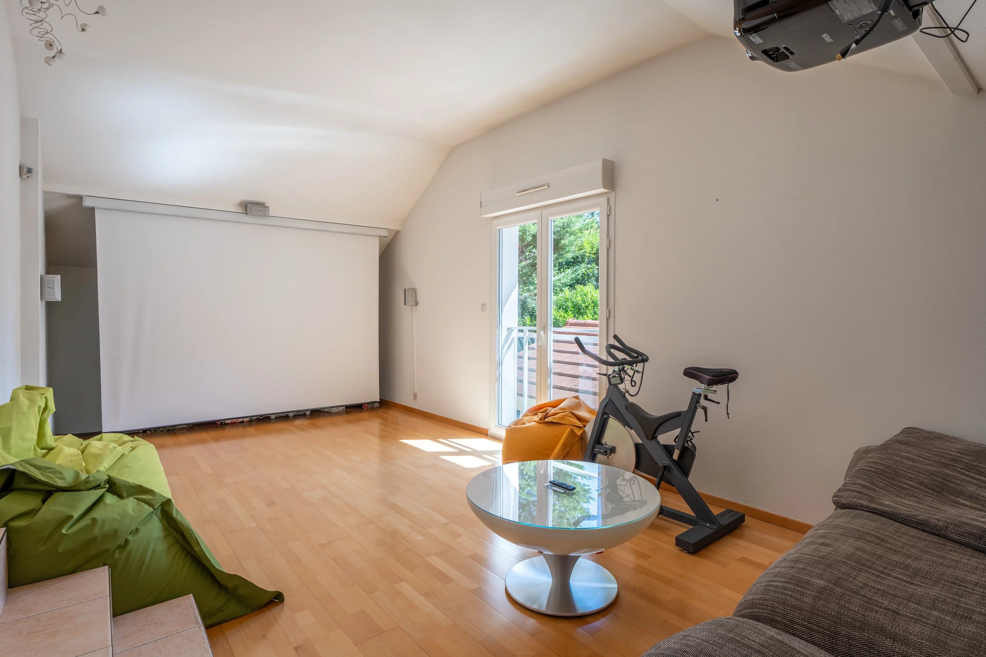 VEIGY-FONCENEX | BELLE MAISON FAMILIALE DE 261m²| A DEUX PAS DE LA FRONTIERE SUISSE - Photo 16