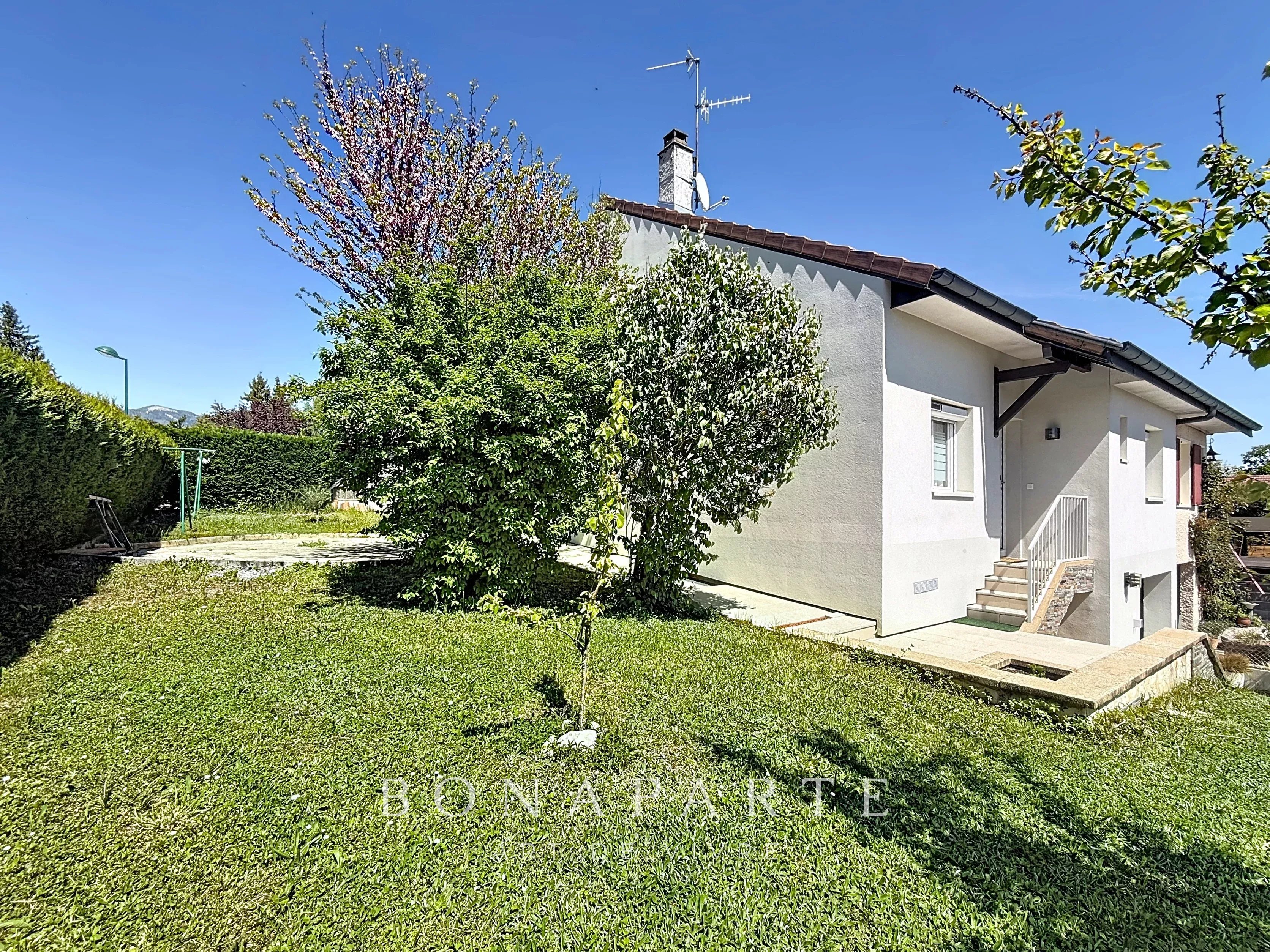 Échenevex - Maison familiale avec jardin - Photo 3