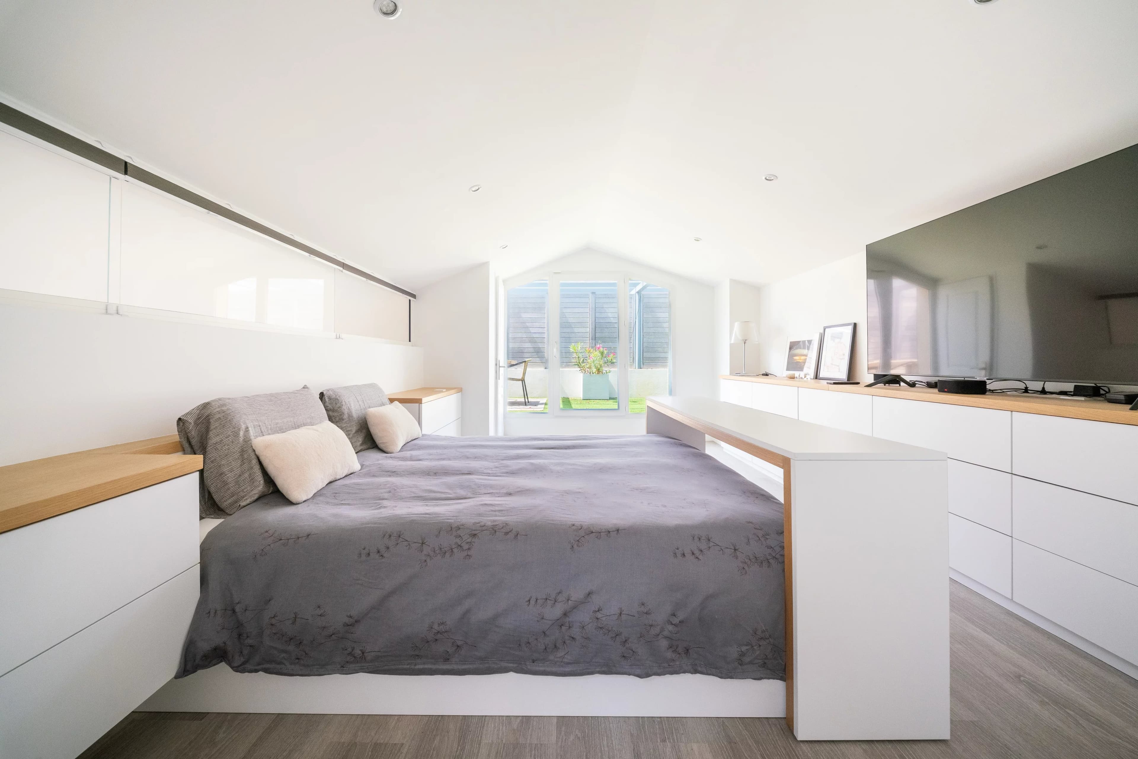 DUPLEX D'EXCEPTION AVEC ROOFTOP PANORAMIQUE – ENTRE MER ET CALANQUES - Photo 8