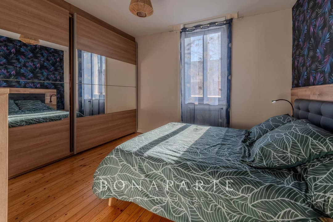 ROANNE - BEL APPARTEMENT LUMINEUX / 3 CHAMBRES - TERRASSE ET CAVE - Photo 7