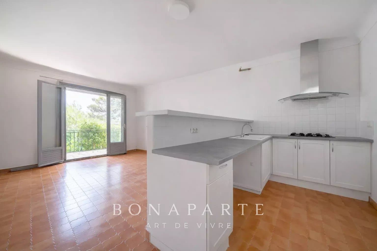 COLLINE ST JACQUES - MAISON 8 PIECES - 368m2 AU SOL - PISCINE - Photo 6
