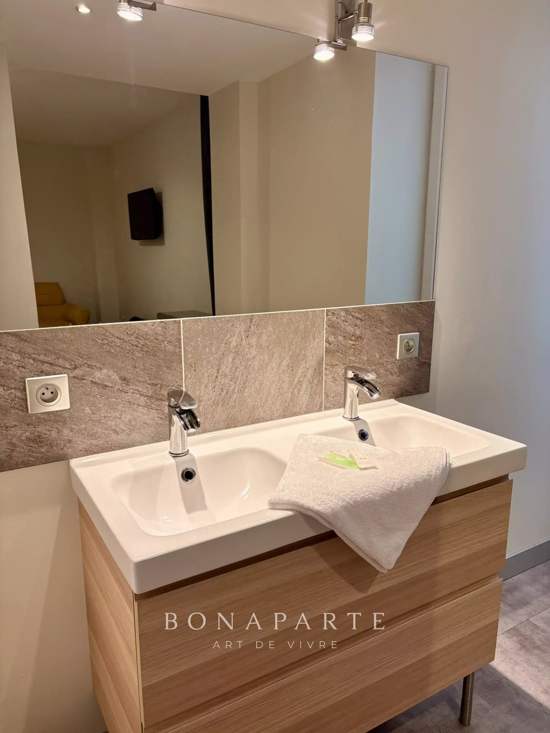 DUPLEX de 152 m² PROCHE DU PALAIS DE JUSTICE A ANGERS - Photo 11