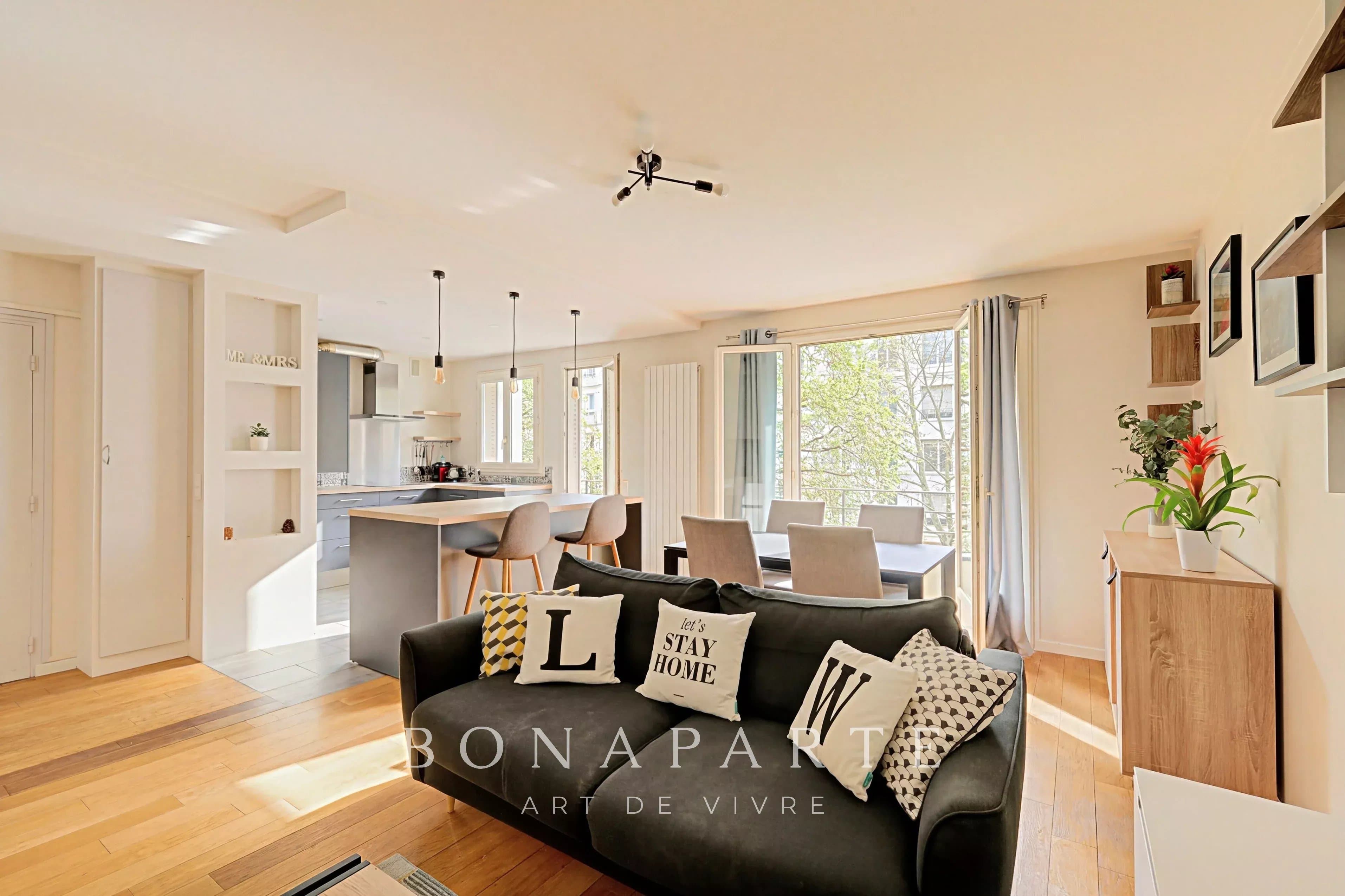 Trois pièces traversant avec balcons - Photo 3