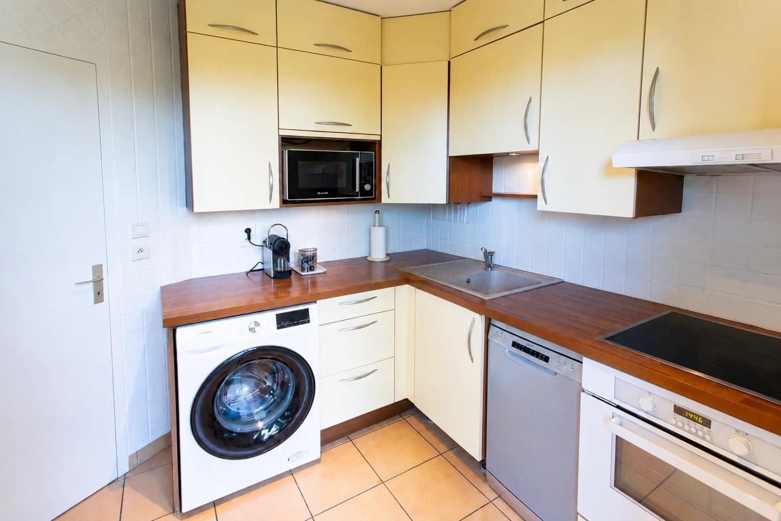 Trespoey – Duplex avec balcons, garage et ascenseur - Photo 4