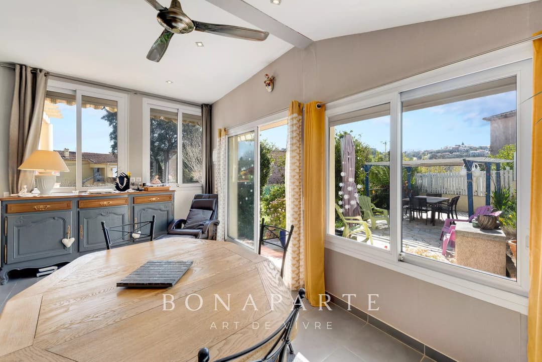 SAINT-RAPHAEL - VILLA T4 TRADITIONNELLE - Photo 10