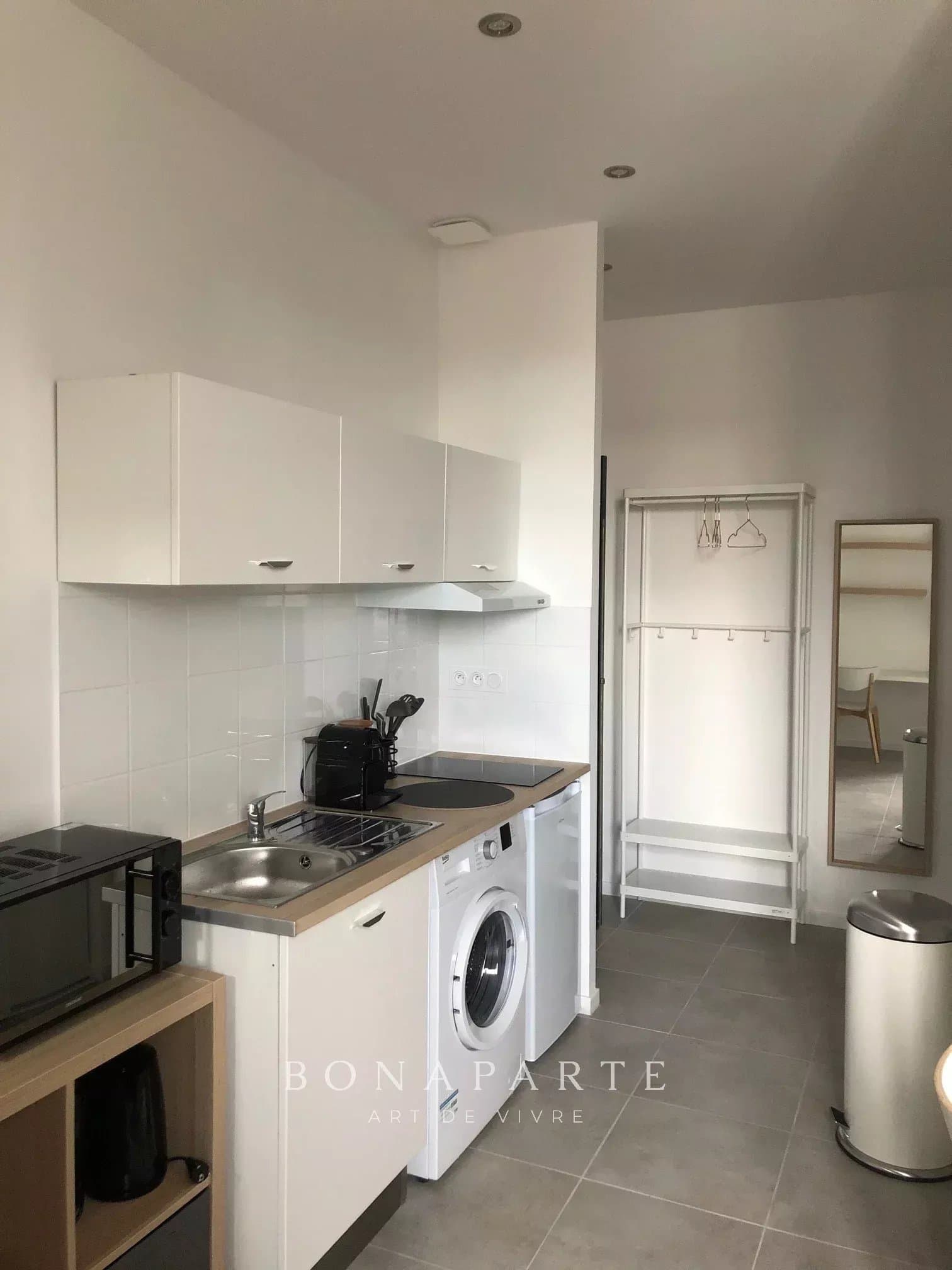 BUERS VILLEURBANNE - STUDIO MODERNE, CALME ET LUMINEUX - Photo 3