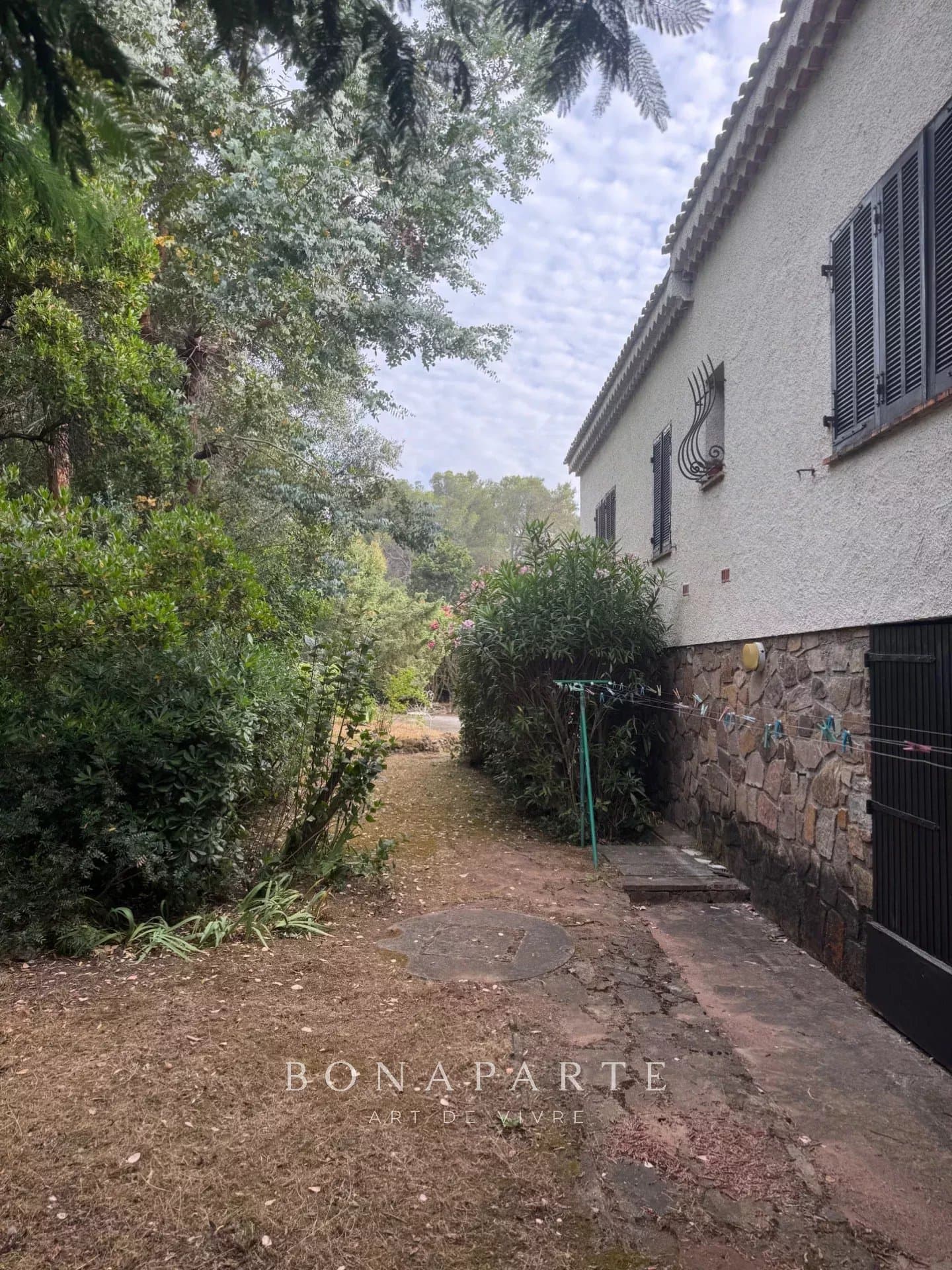 Villa - 155 m² - à rénover - Photo 15
