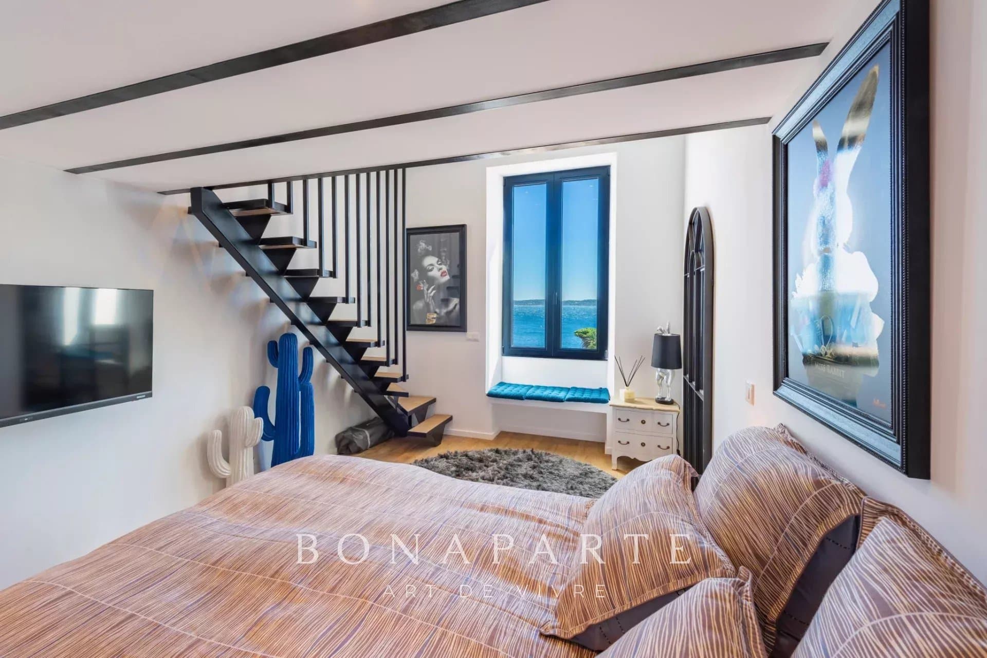 Superbe appartement rénové avec vue mer panoramique – Sainte-Maxime centre - Photo 5