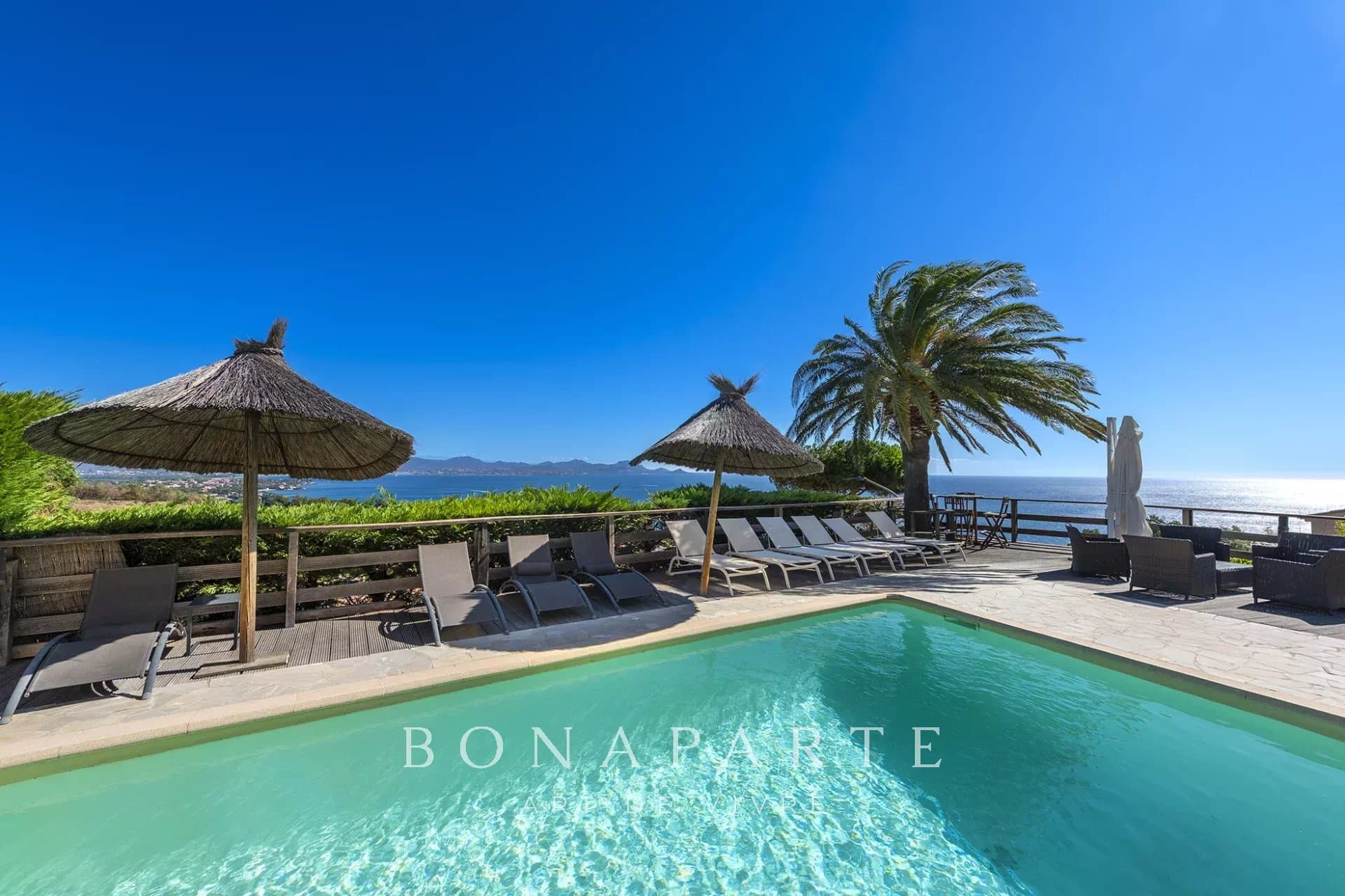 Villa 5 chambres avec terrasse - Roquebrune-sur-Argens - Photo 3