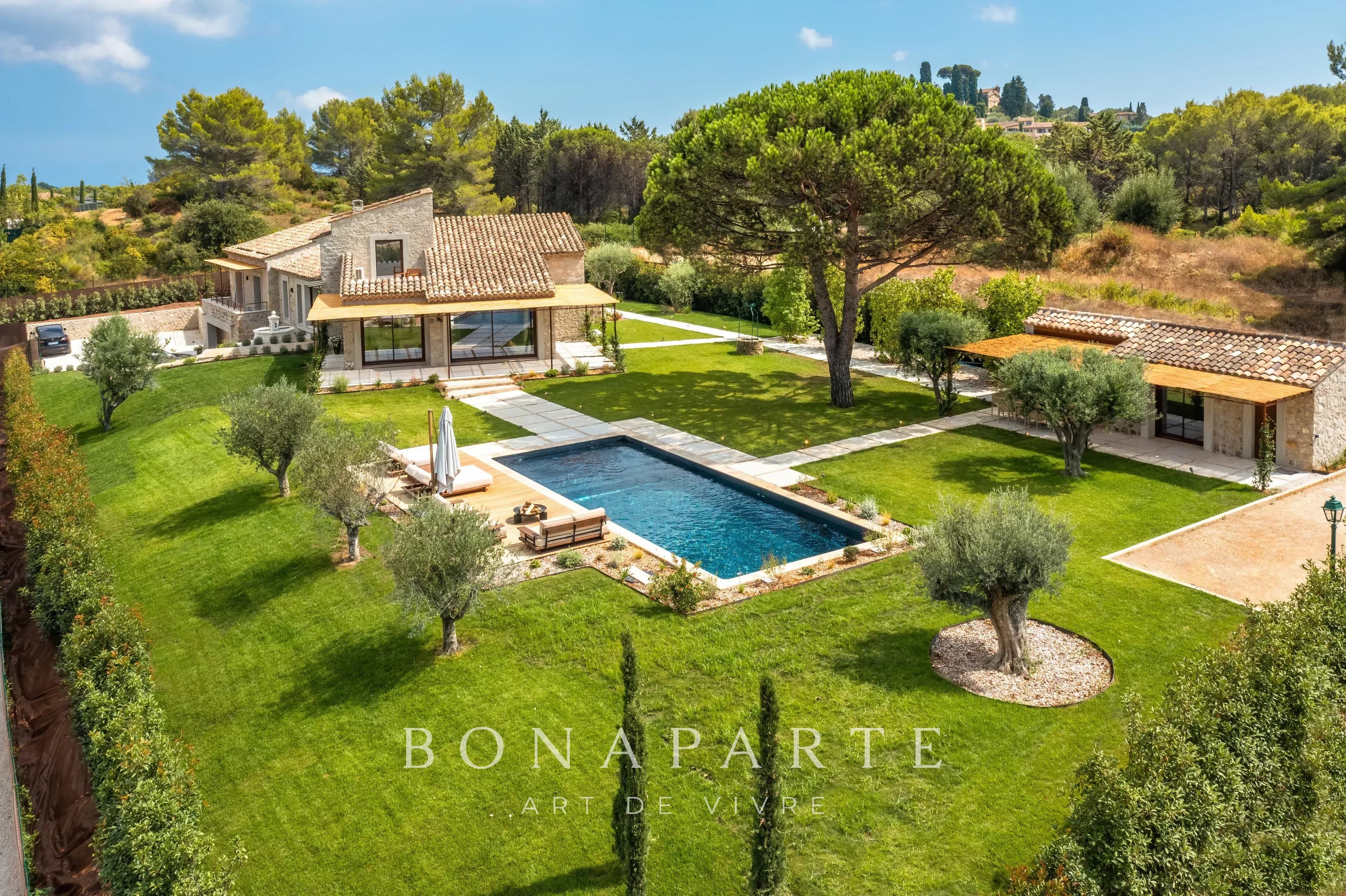Élégante bastide en pierre entièrement rénovée - Photo 1