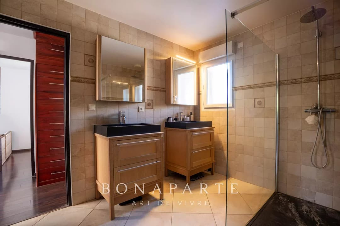 PROCHE GENEVE - VILLA D'EXCEPTION 10 PIECES - Photo 13