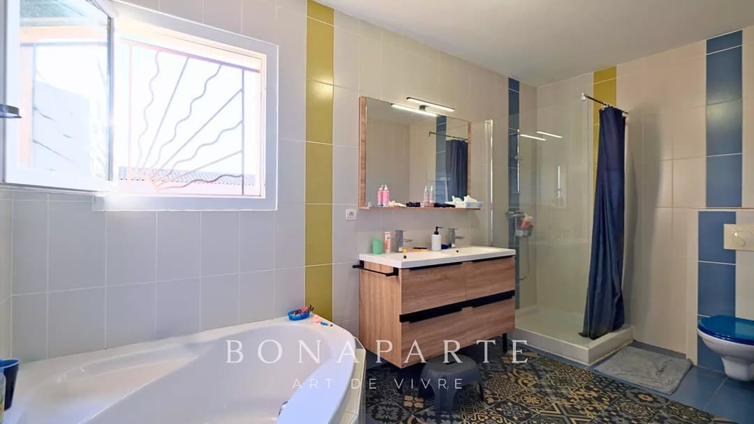 Maison 4 chambres dont suite parentale – Quartier résidentiel - Photo 6