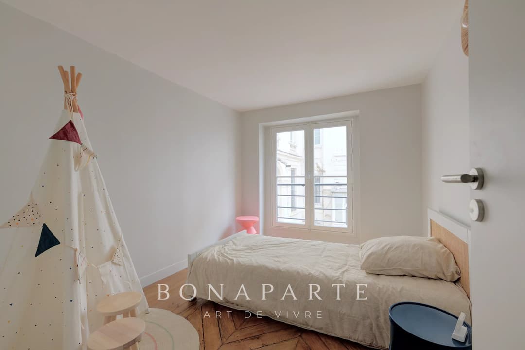 PARIS 9 - Duplex entièrement rénové - Photo 21