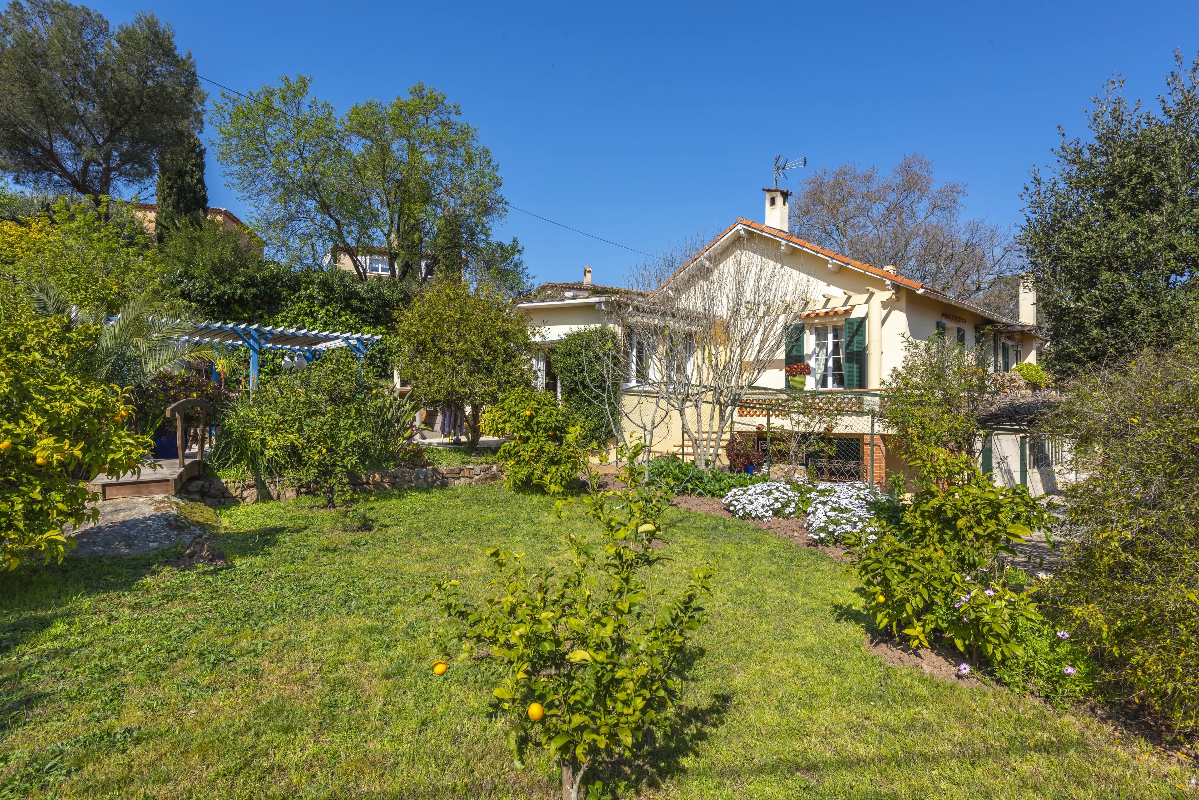 SAINT-RAPHAEL - VILLA T4 TRADITIONNELLE - Photo 9