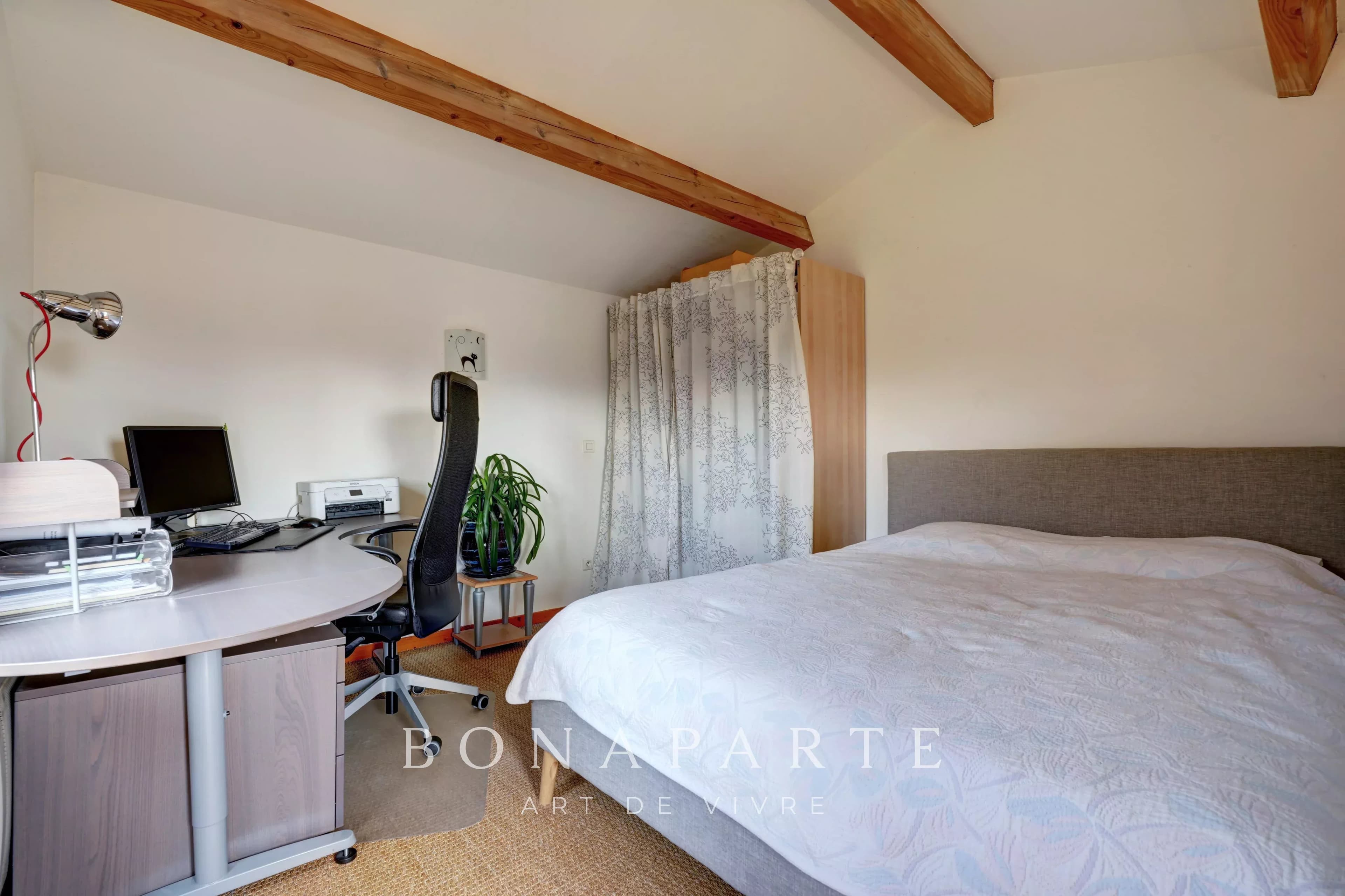 VALLEE D’AZERGUES - MAISON FAMILIALE / 4 CHAMBRES - TERRAIN ARBORE 1013m2 - Photo 10