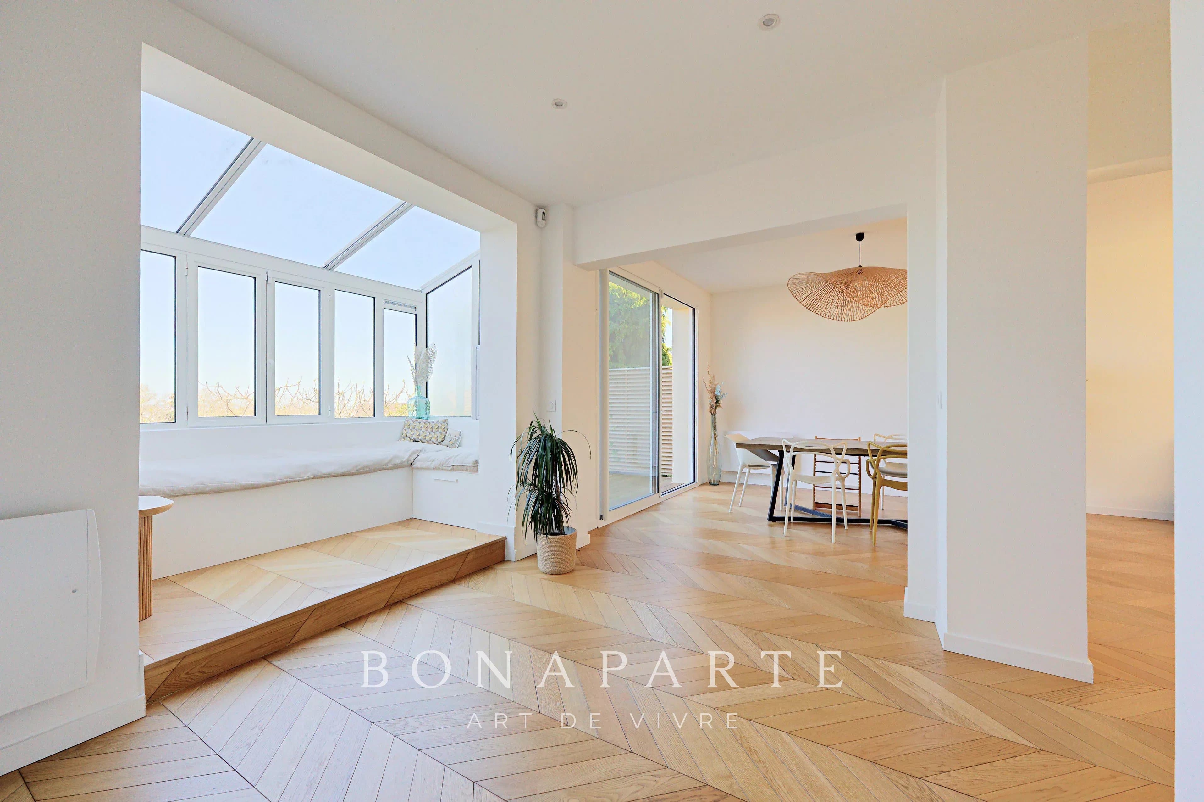 Maison familiale avec vue Tour Eiffel